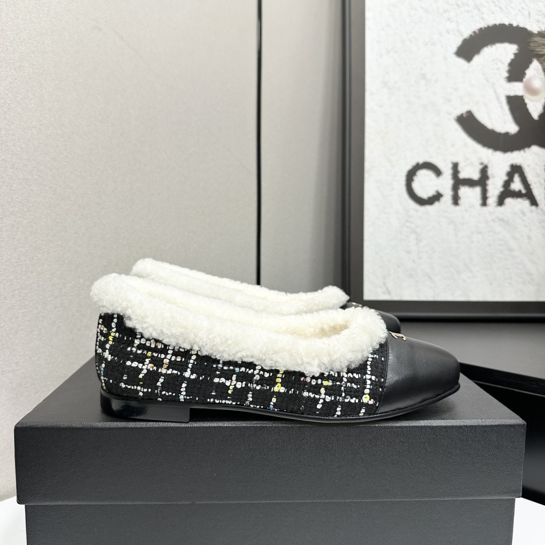 Chanel Tweed & Leather Shearling Ballet Flats – Luxury Winter Loafers