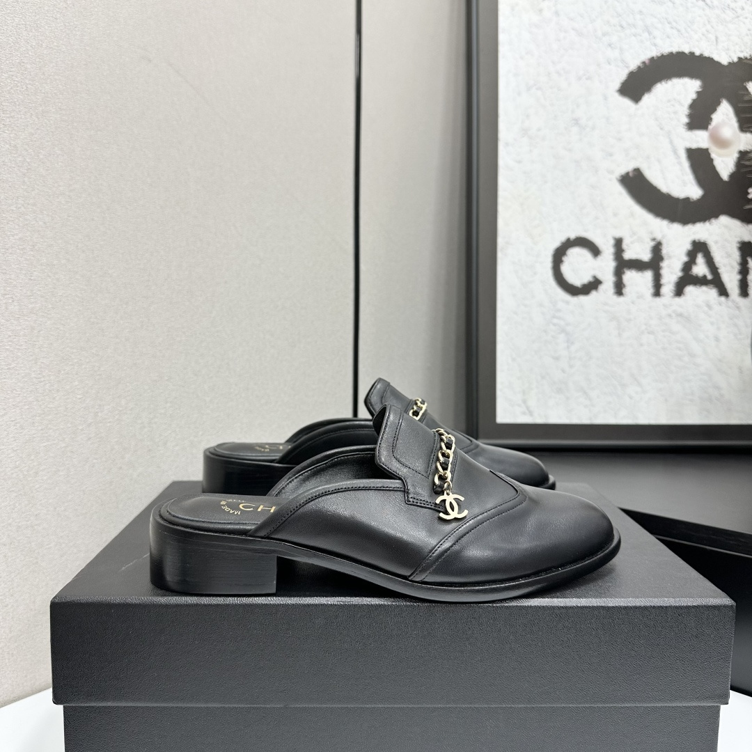 Chanel Black Leather Chain Mules – Elegant Women’s Loafer Slides