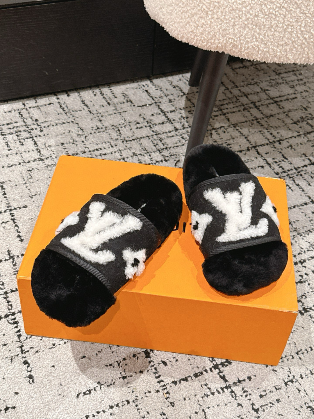 Louis Vuitton LV Plush Shearling Slippers - Luxury Black & White Slides