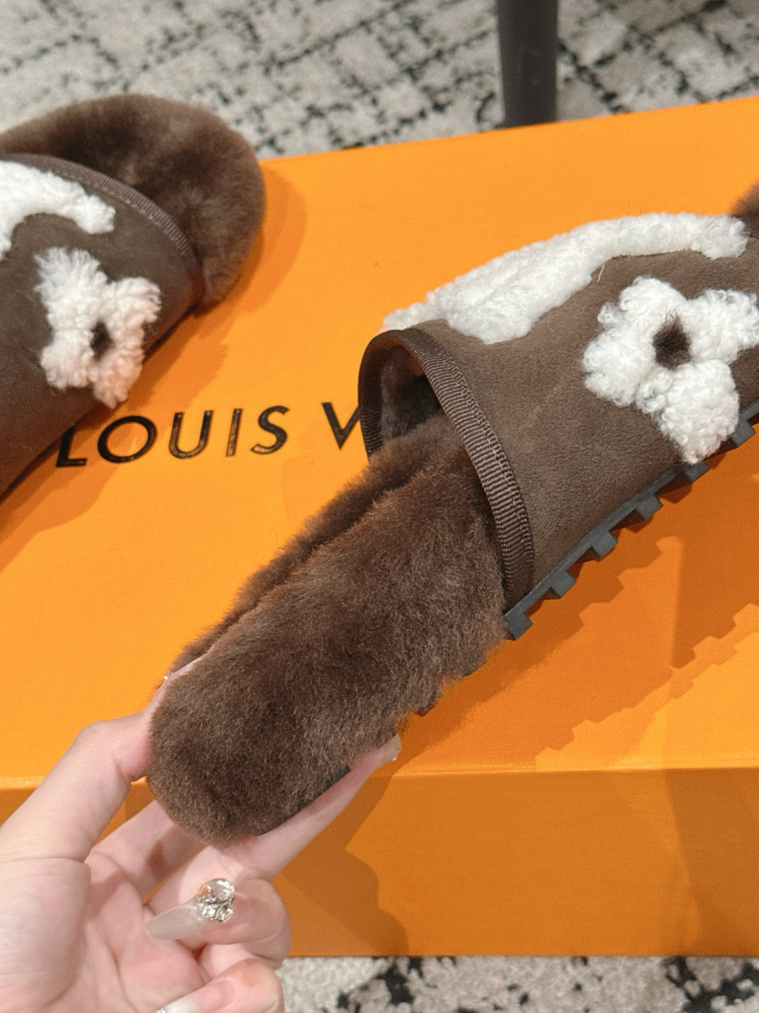 Louis Vuitton Brown Shearling LV Logo Slides - Luxury Fur Slippers