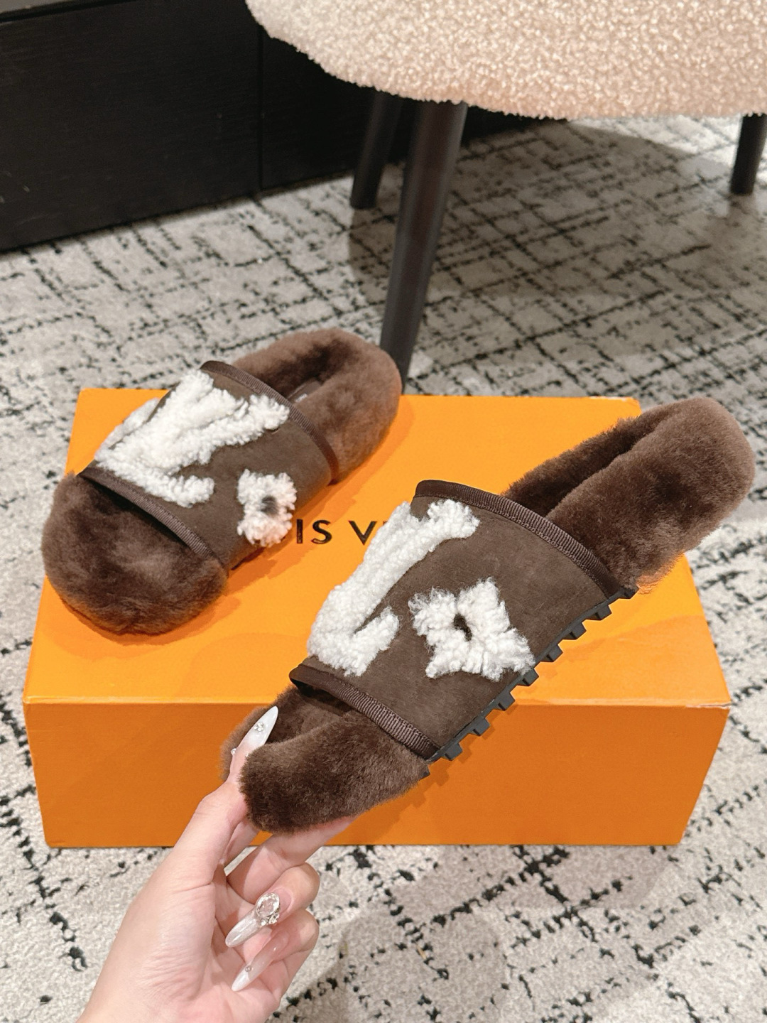 Louis Vuitton Brown Shearling LV Logo Slides - Luxury Fur Slippers