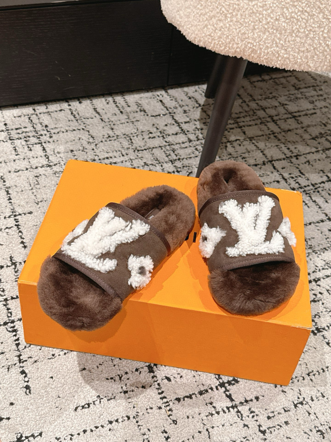 Louis Vuitton Brown Shearling LV Logo Slides - Luxury Fur Slippers