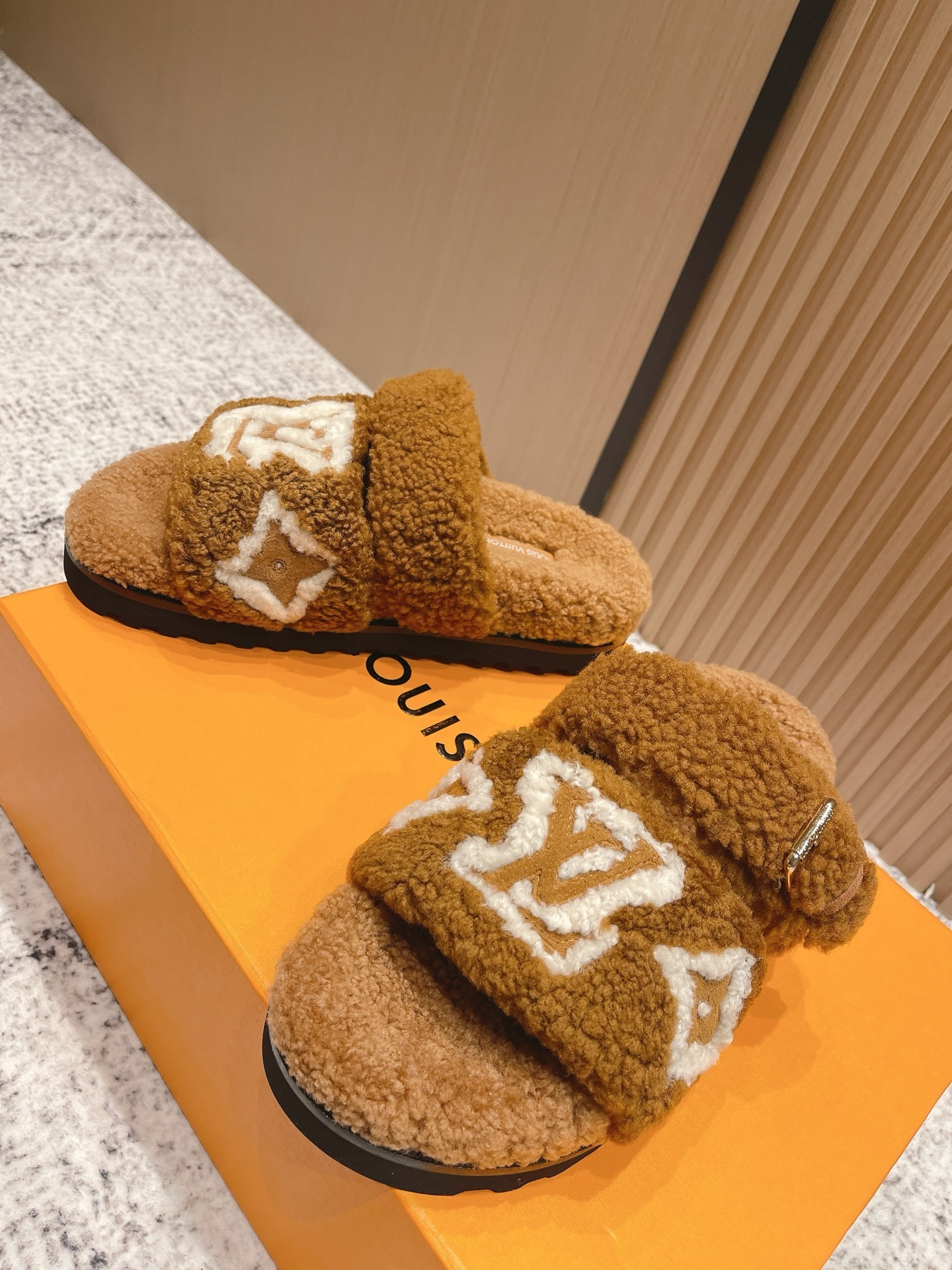 Louis Vuitton Monogram Shearling Flat Sandals - Luxury Cozy Slides