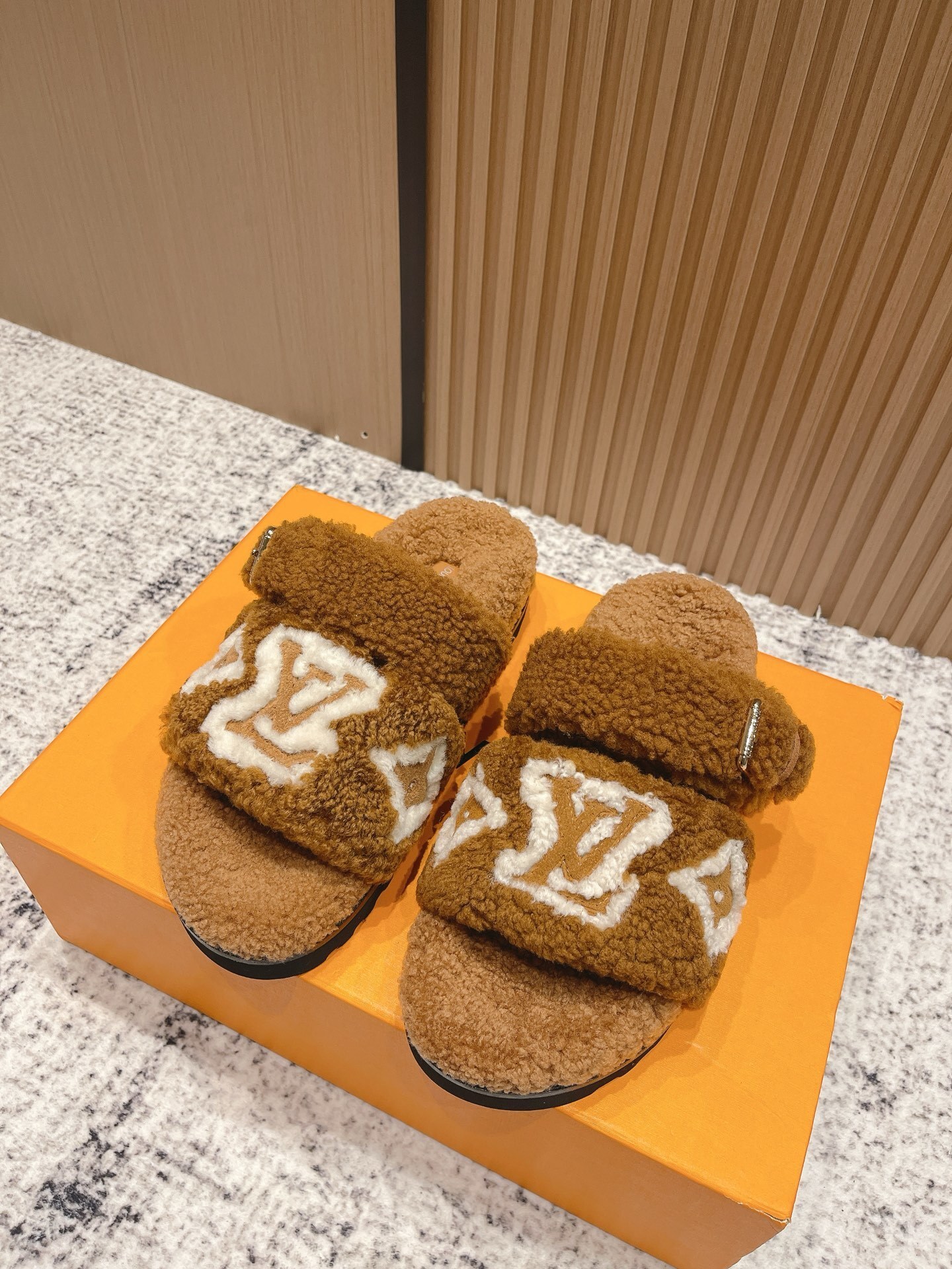 Louis Vuitton Monogram Shearling Flat Sandals – Luxury Cozy Slides
