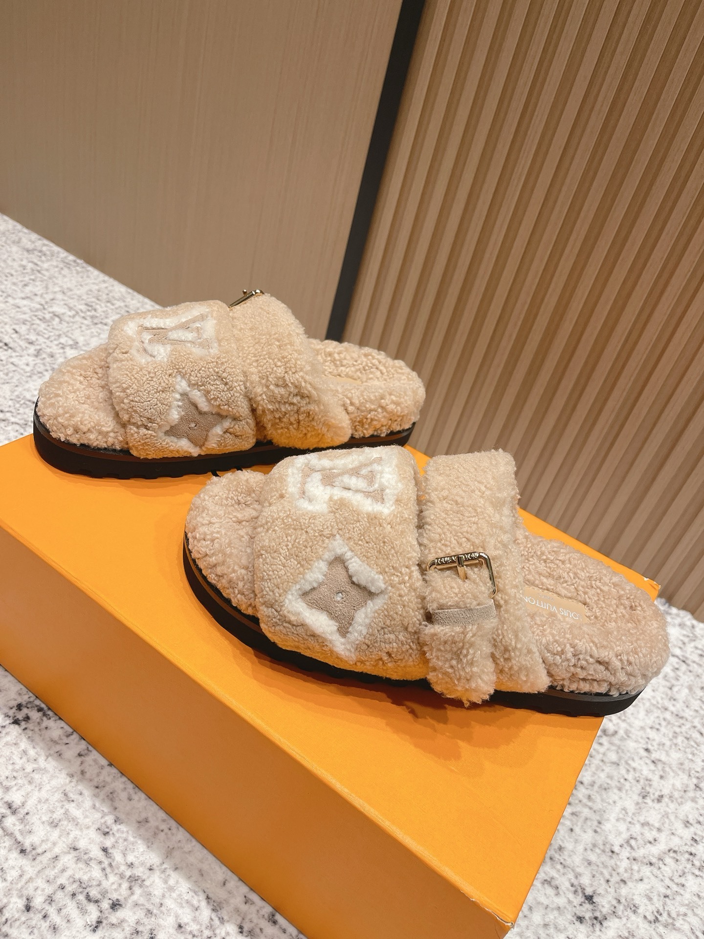 Louis Vuitton Shearling Paseo Flat Comfort Mules - Beige