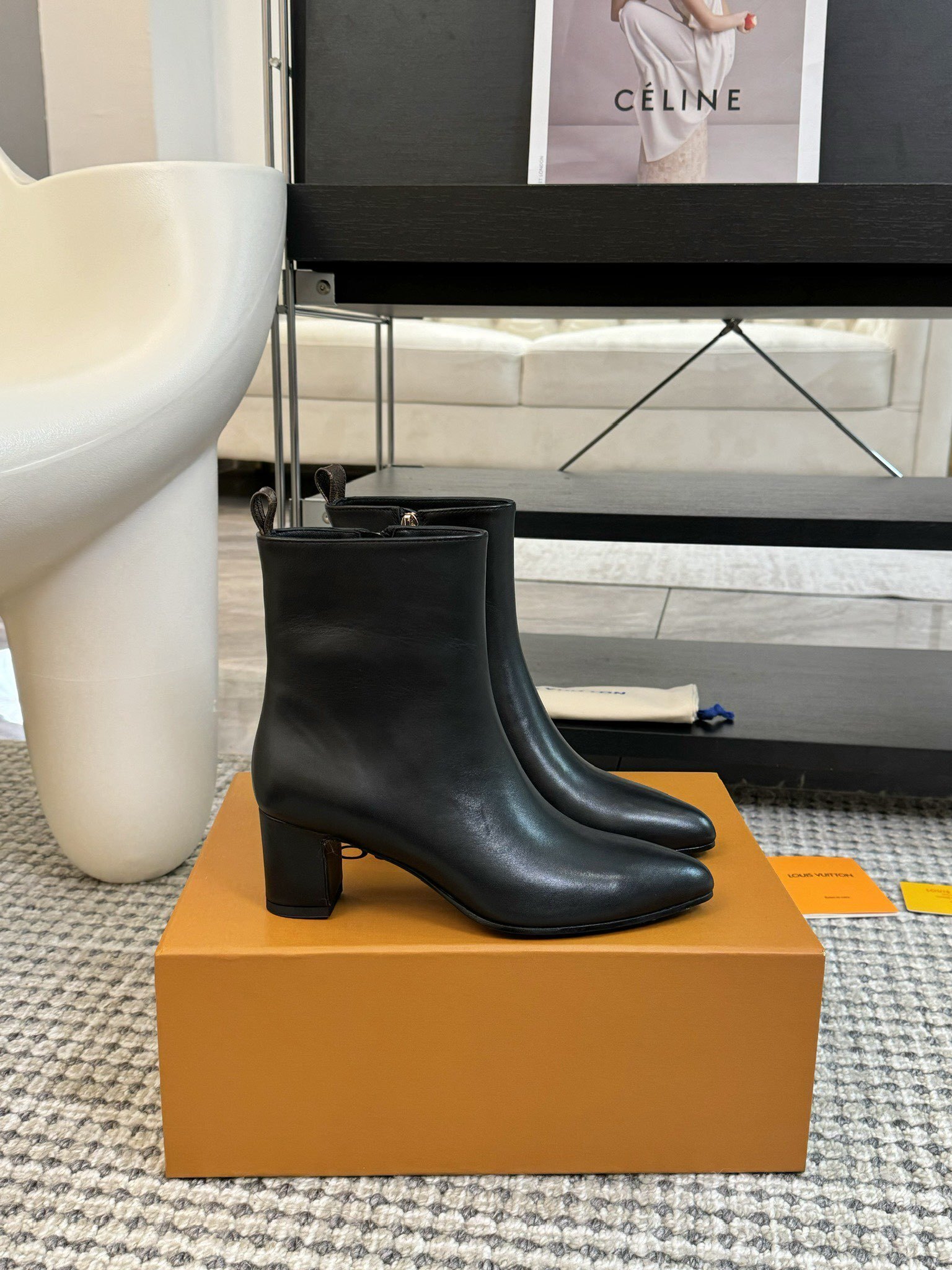 Louis Vuitton Black Calf Leather Pointed-Toe Ankle Boots