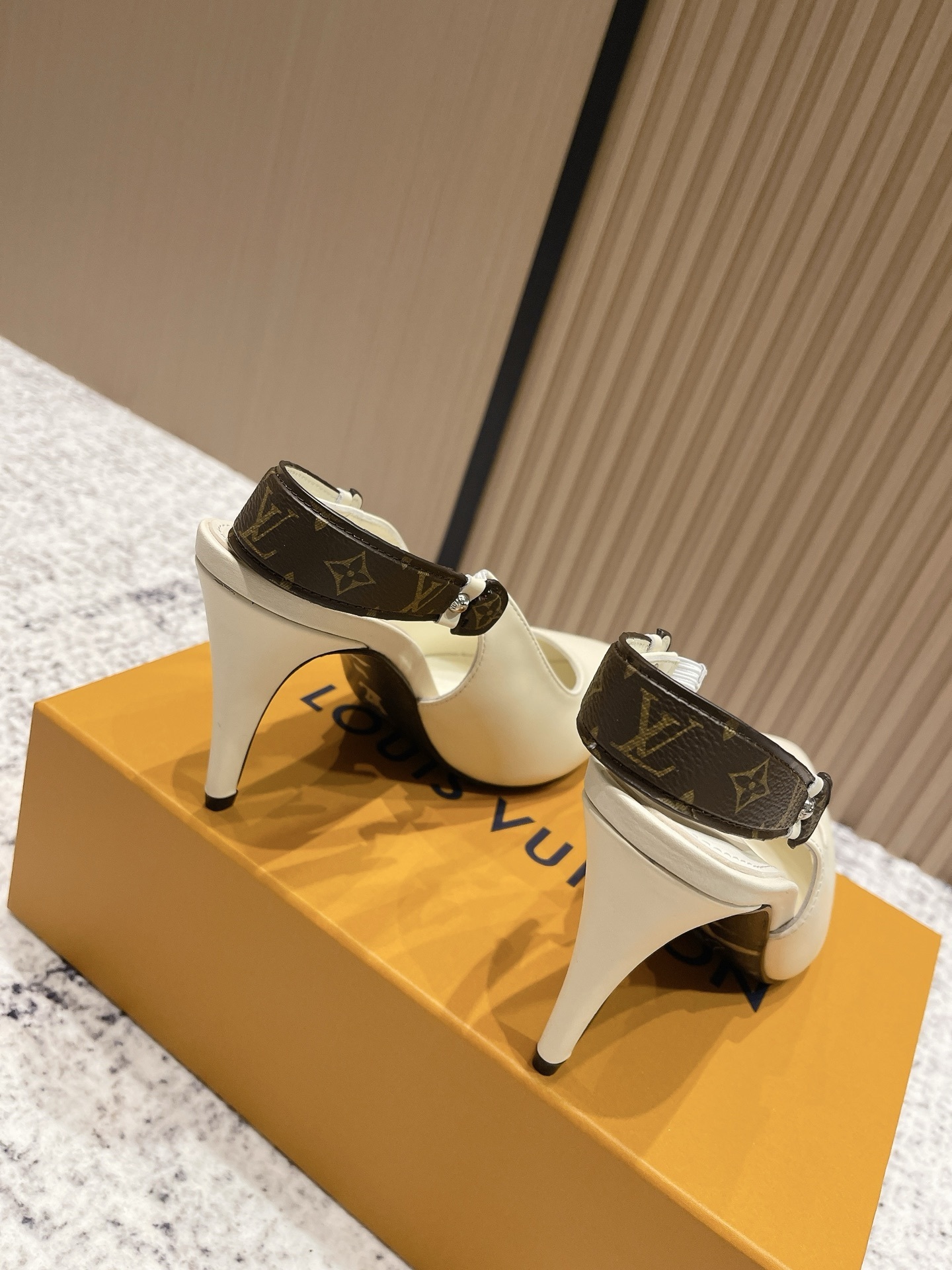 Louis Vuitton Signature Monogram Cream Leather Slingback Pumps