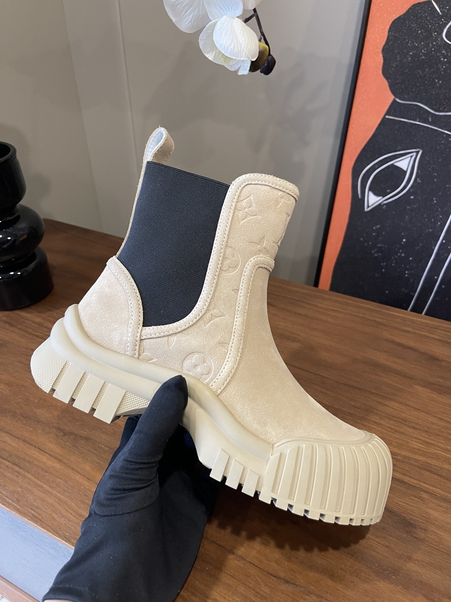 Louis Vuitton Ruby Chelsea Flat Boots - Beige Monogram