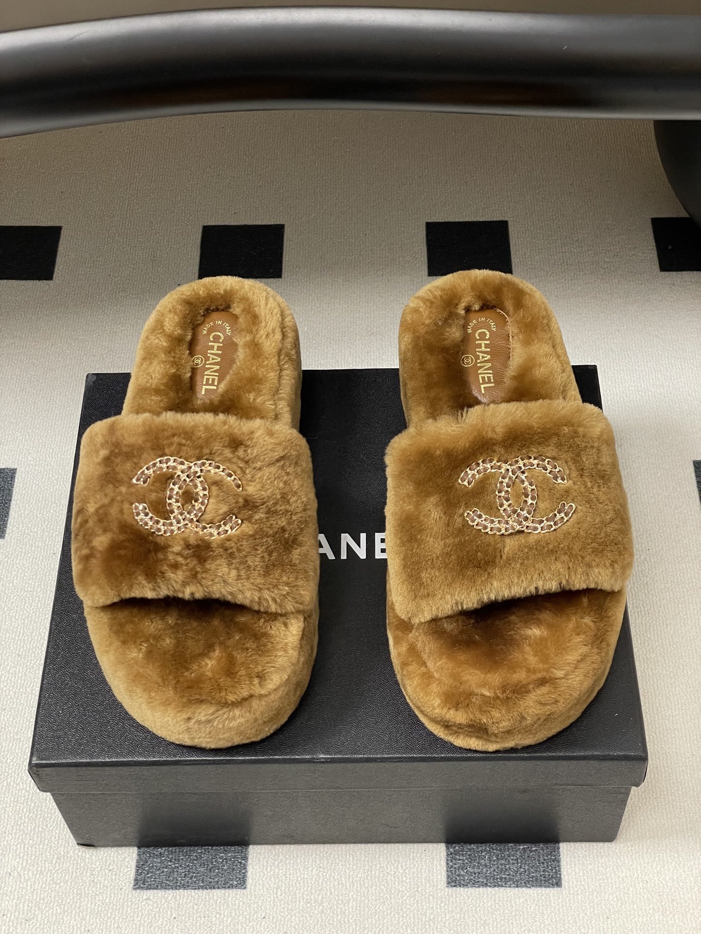 Luxury Brown Shearling Platform Slides with Gold Chain Logo