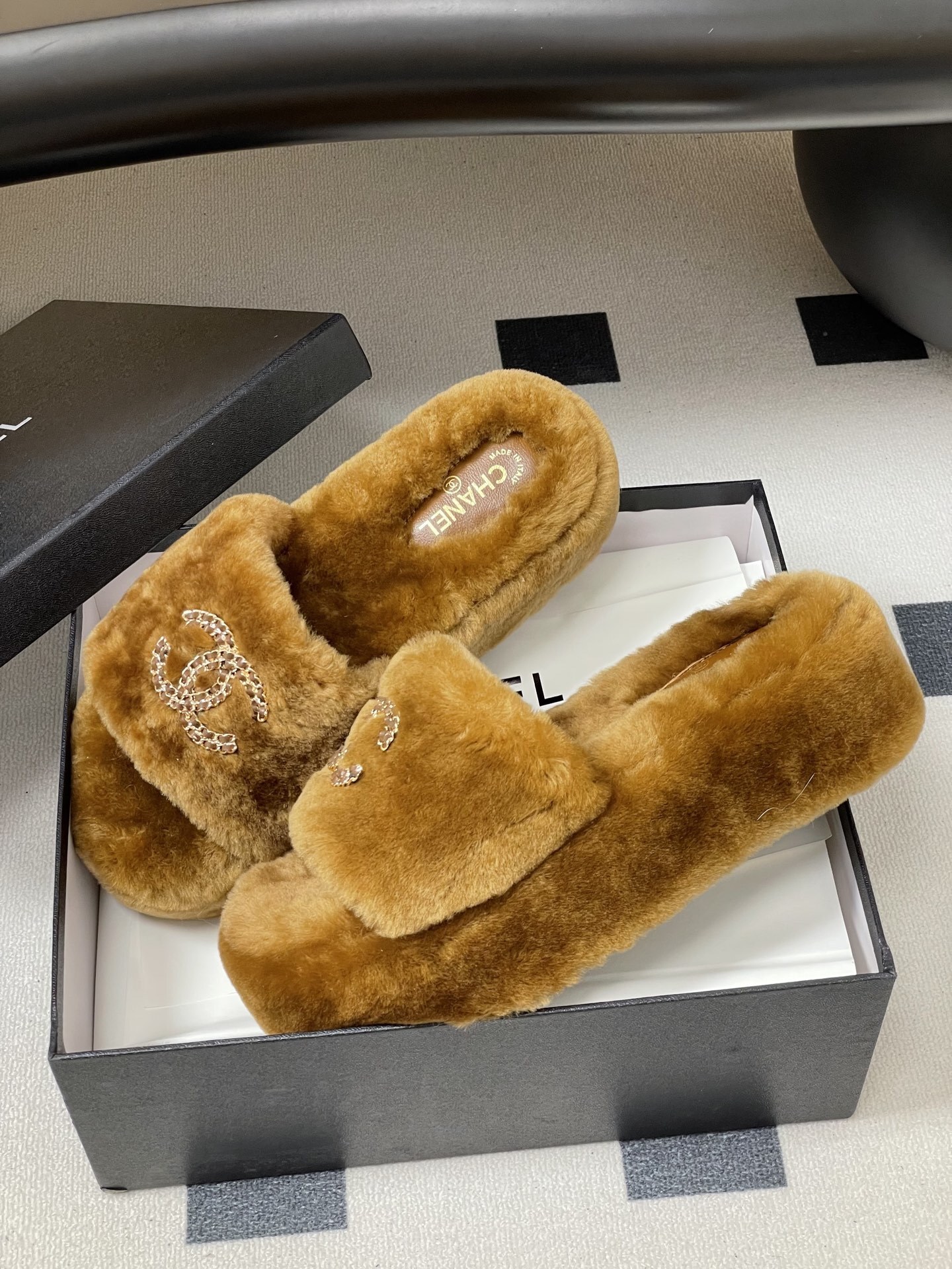 Luxury Brown Shearling Platform Slides with Gold Chain Logo