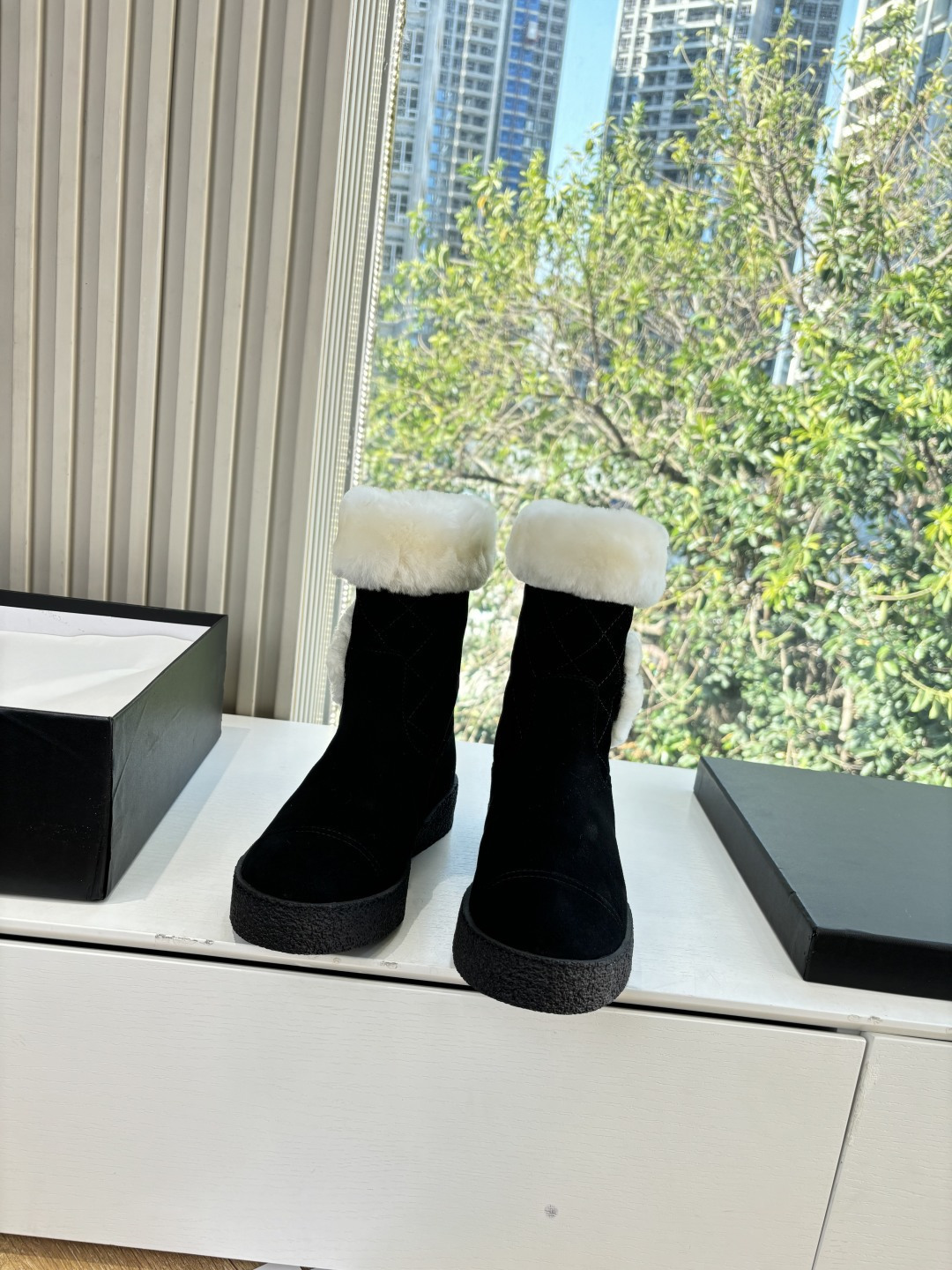 Luxury Black Suede Winter Boots with White Faux Fur Trim