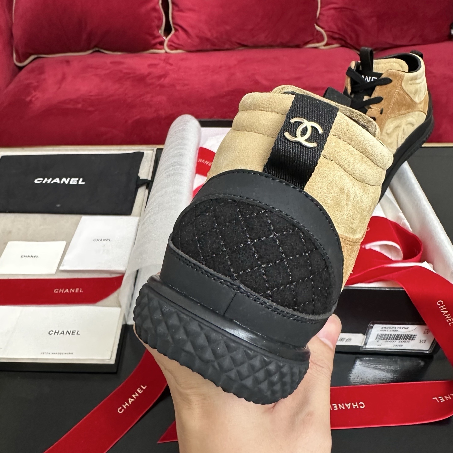 Chanel high-top sneakers in tan suede and black rubber with original packaging and red ribbons - Hình 8