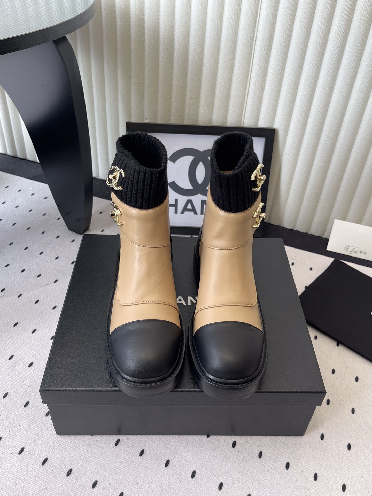 Luxury Two-Tone Leather Ankle Boots with Knit Collar and Gold Logo