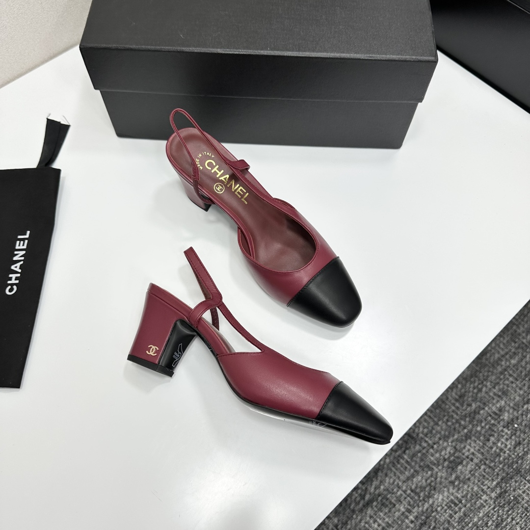 Elegant Chanel slingback heels in burgundy leather with a black toe cap and block heel featuring the CC logo. - Hình 9