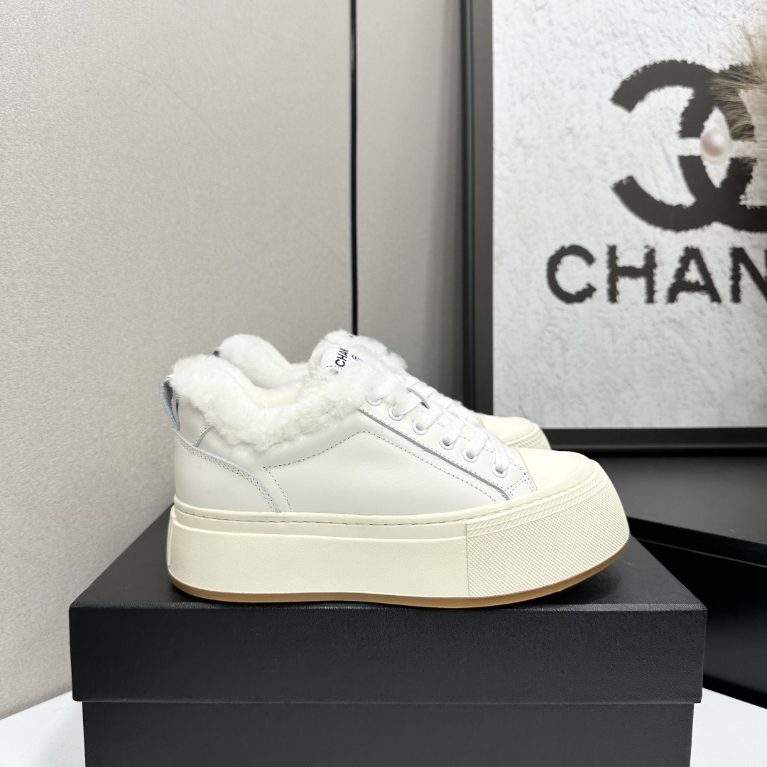 Chanel White Fur-Lined Platform Sneakers – Luxury Leather
