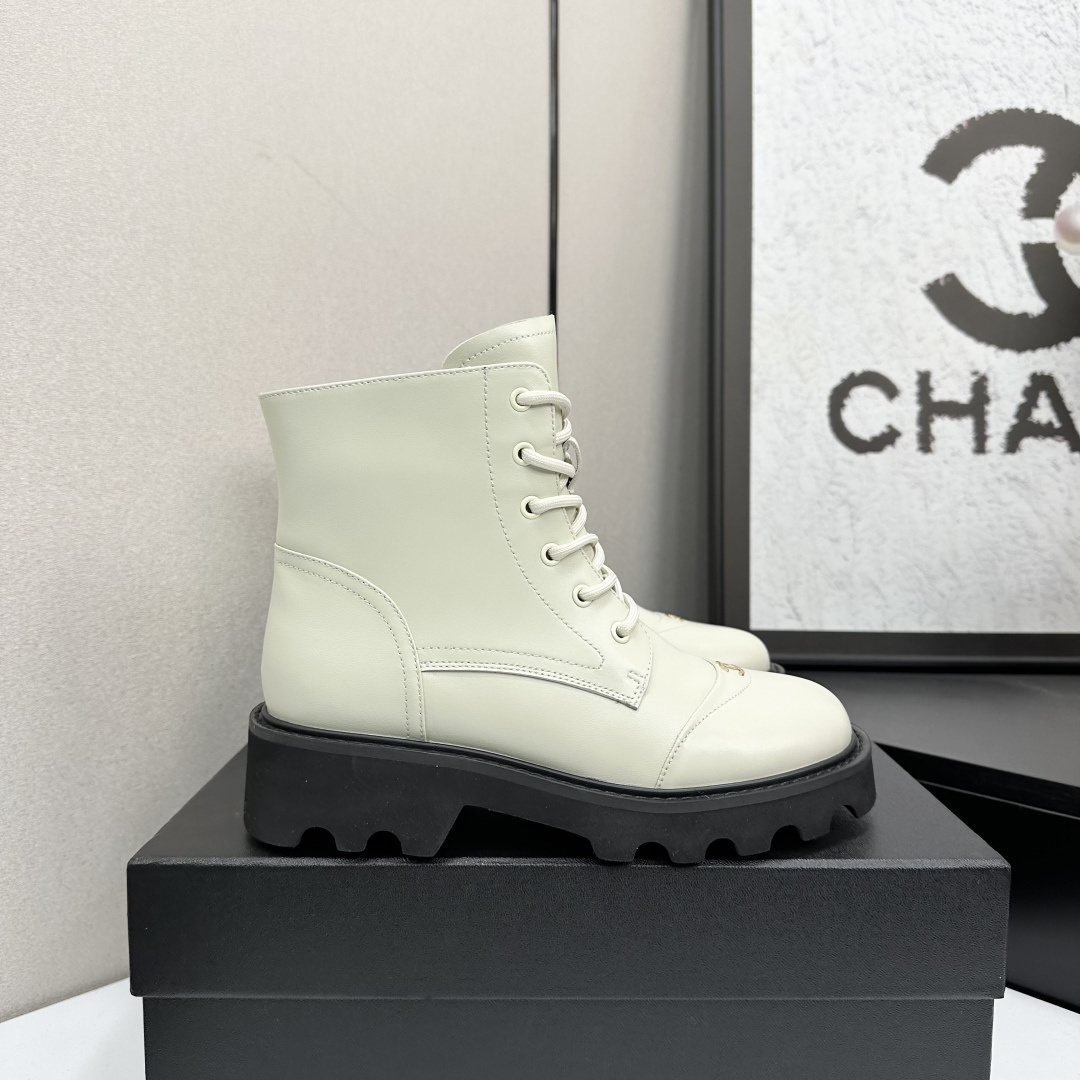 Women’s Luxury Off-White Leather Combat Boots with Chunky Sole