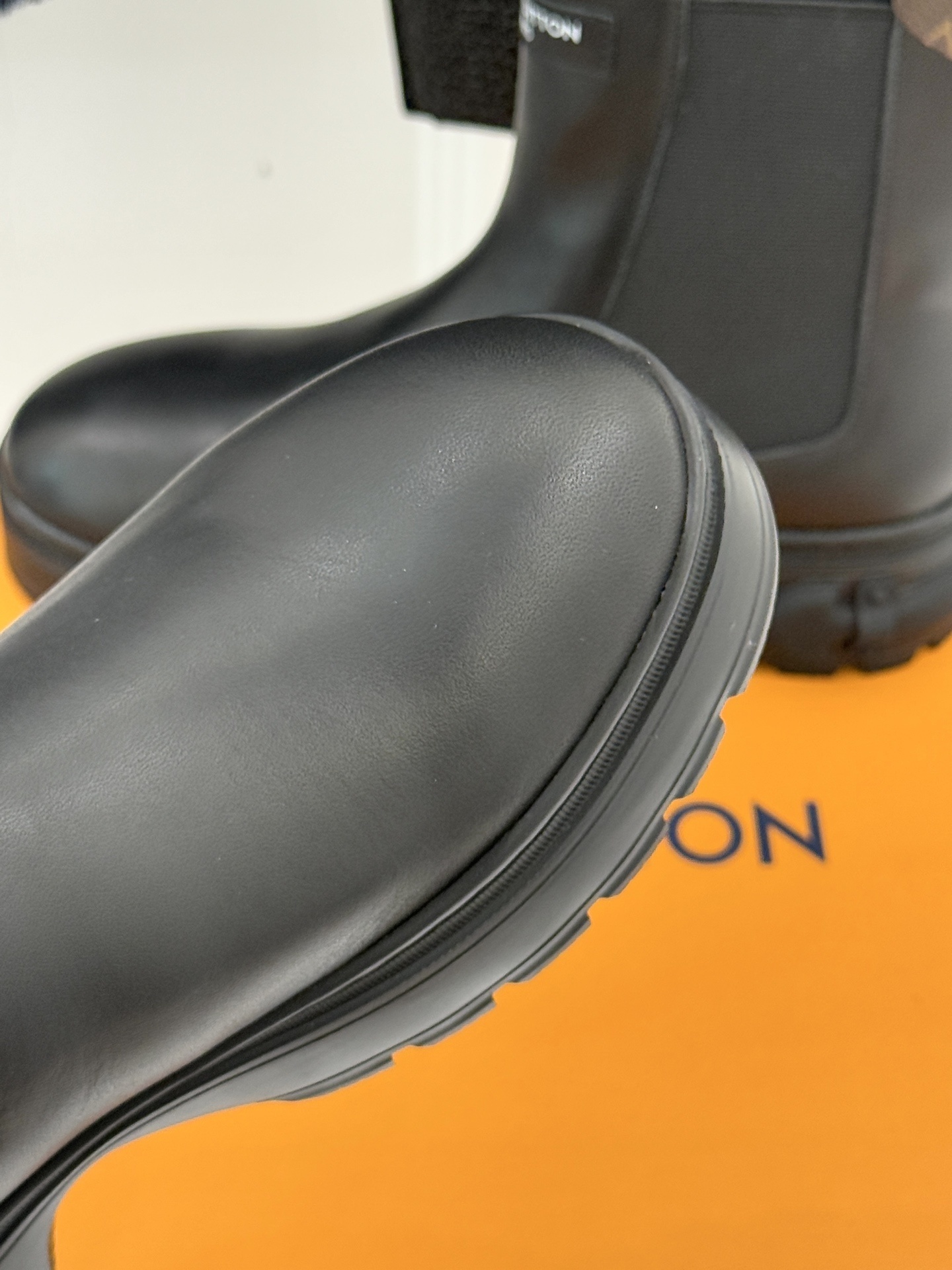 Louis Vuitton Territory Flat Chelsea Boots in Black Leather