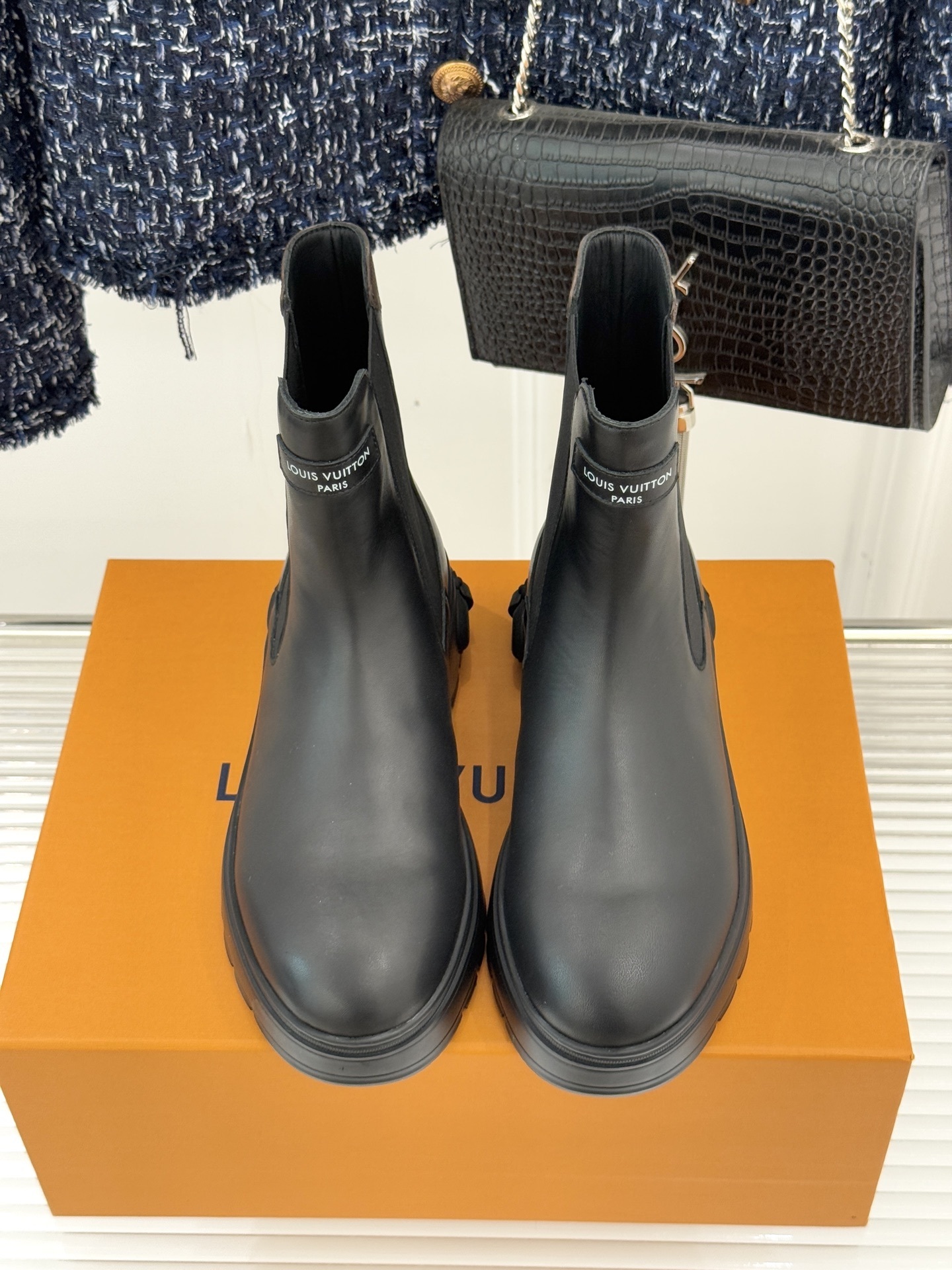 Louis Vuitton Territory Flat Chelsea Boots in Black Leather