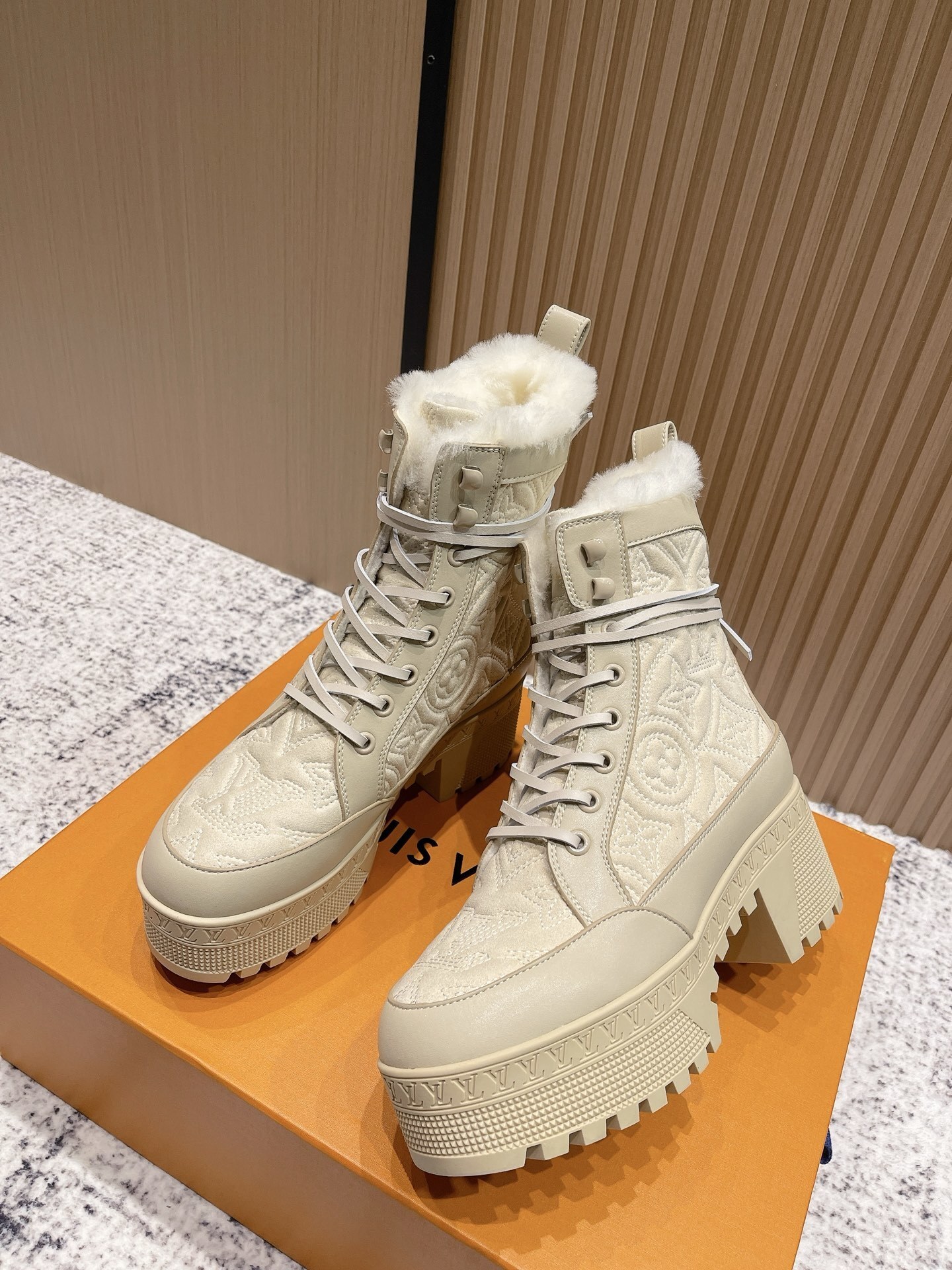 Luxury Quilted Fur-Lined Winter Boots - Beige Designer Lace-Up Boots