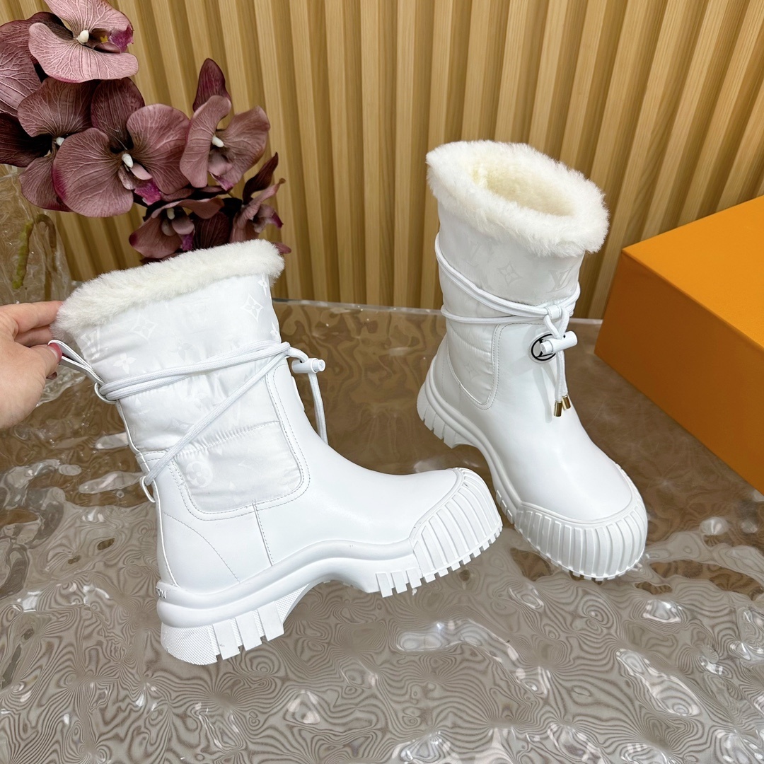 Luxury White Monogram Faux Fur Winter Snow Boots for Women