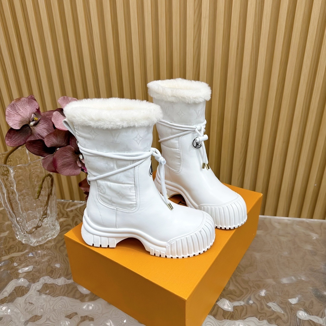 Luxury White Monogram Faux Fur Winter Snow Boots for Women