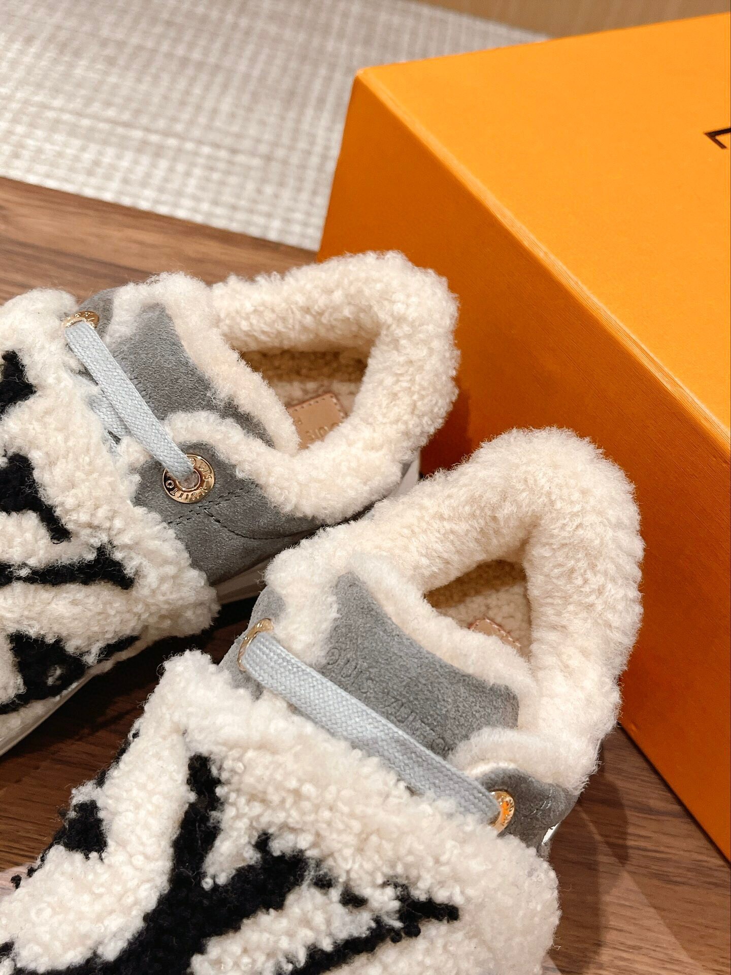 Louis Vuitton Monogram Shearling Suede Low-Top Sneakers - Grey