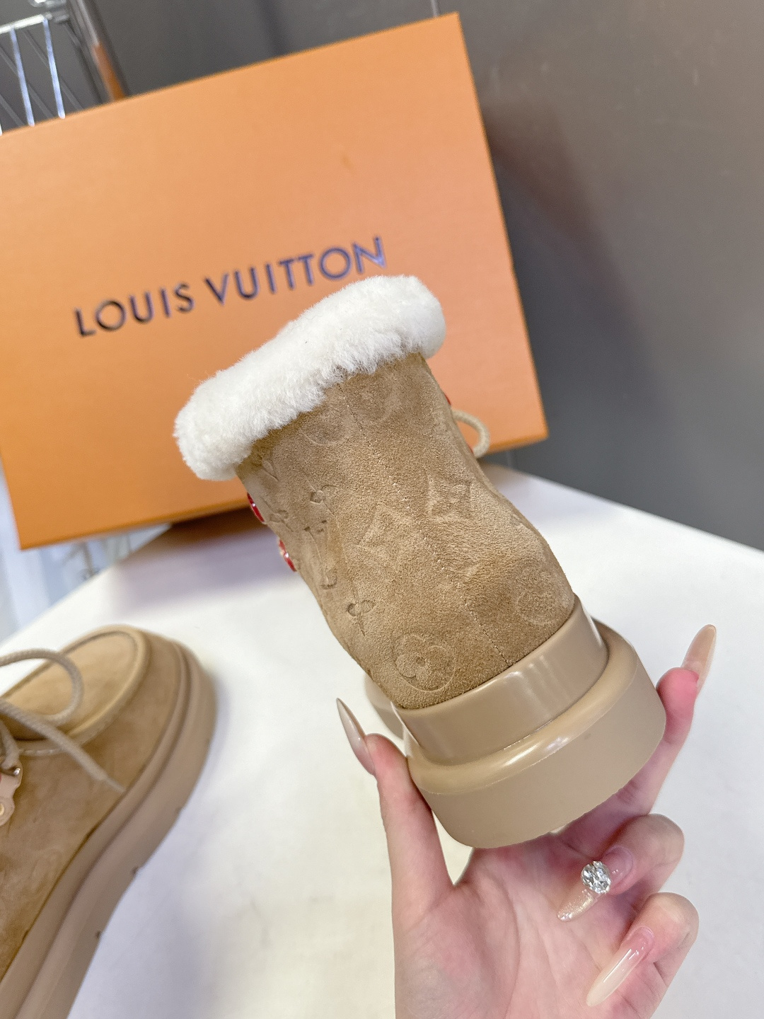 Women's Luxury Beige Suede Shearling Platform Winter Ankle Boots