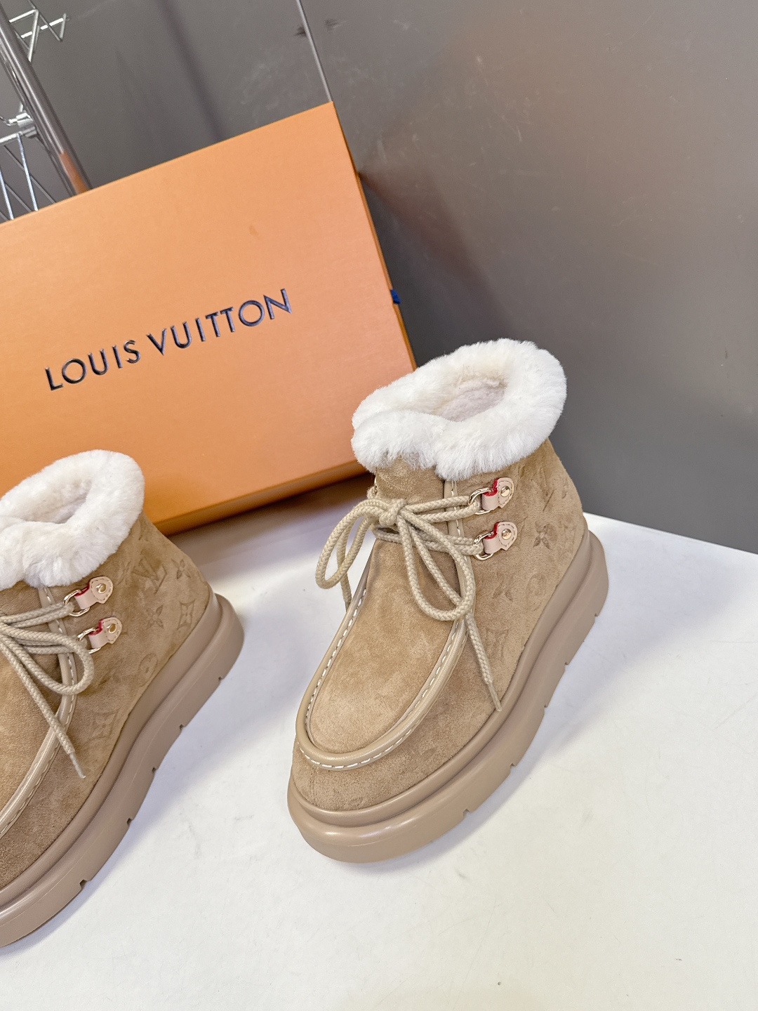 Women's Luxury Beige Suede Shearling Platform Winter Ankle Boots