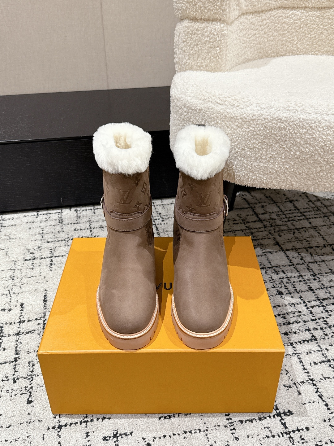 Louis Vuitton Monogram Shearling Winter Boots – Taupe Suede