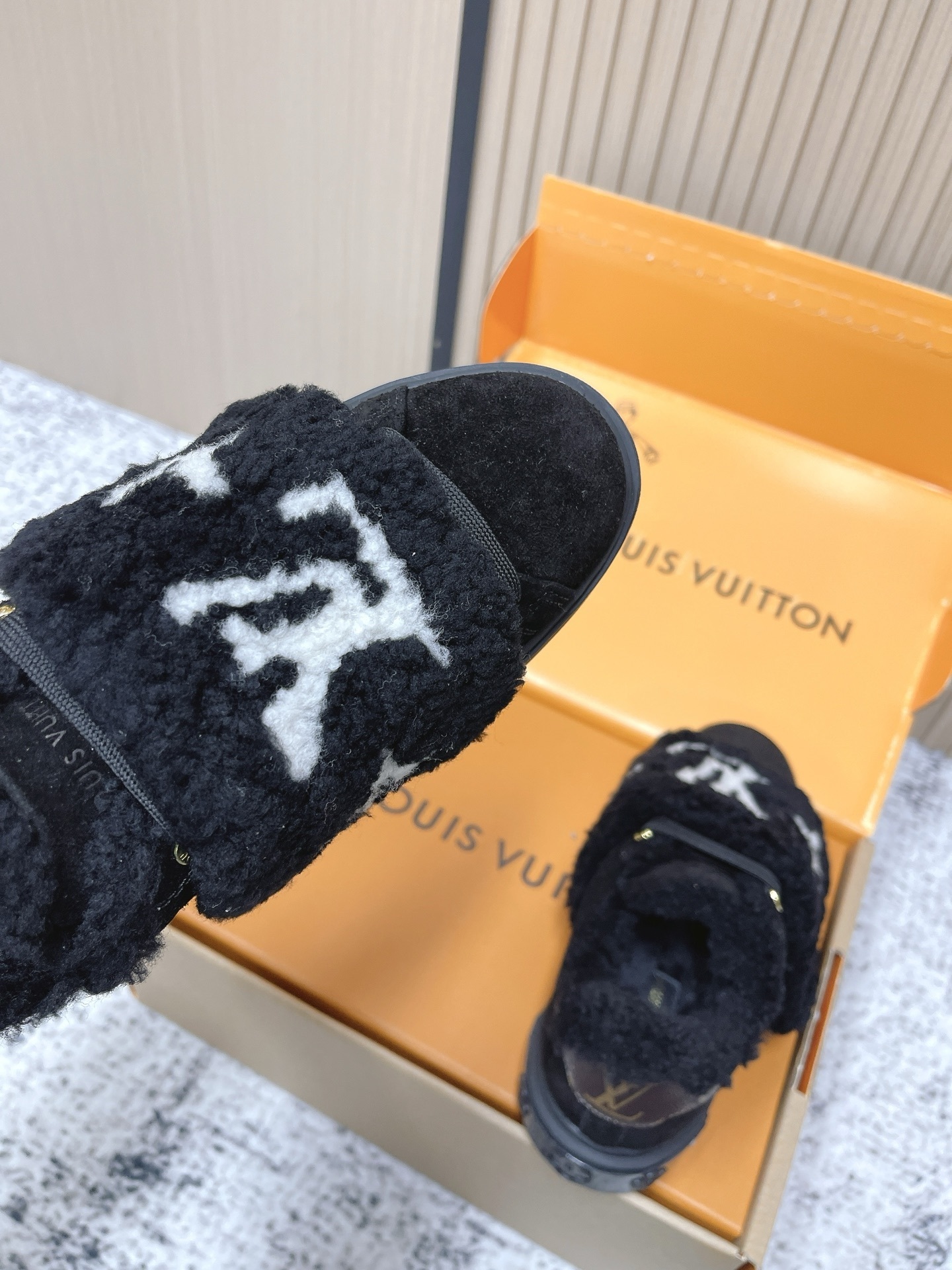 Louis Vuitton Black Shearling LV Logo Flat Comfort Mules