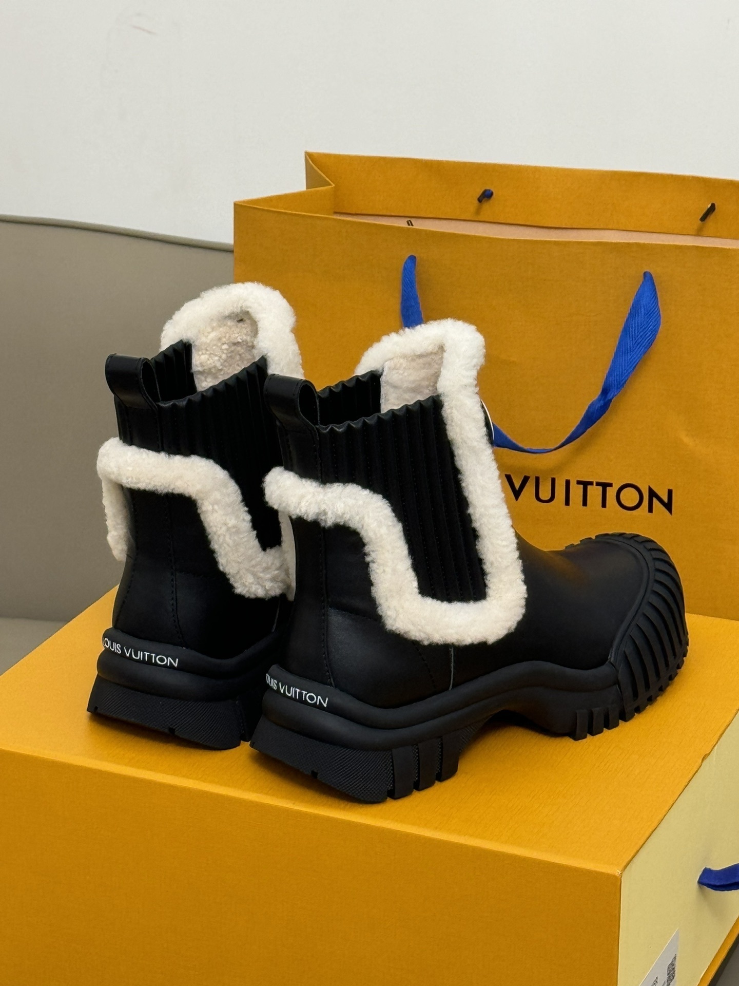 Louis Vuitton Territory Flat Ankle Boot with Shearling Trim - Black