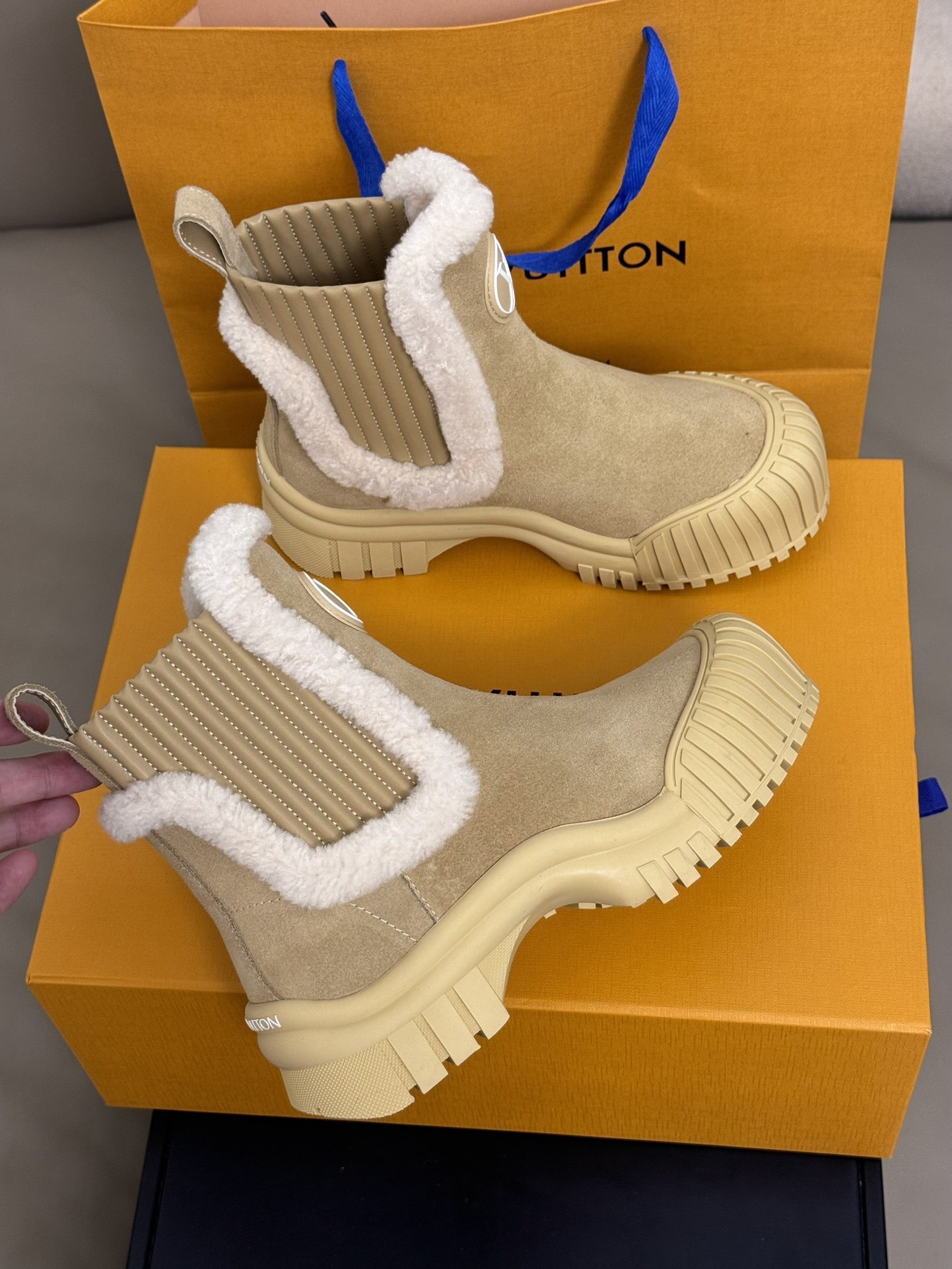 Louis Vuitton Beige Suede & Shearling Flat Ankle Boots - Luxury Winter
