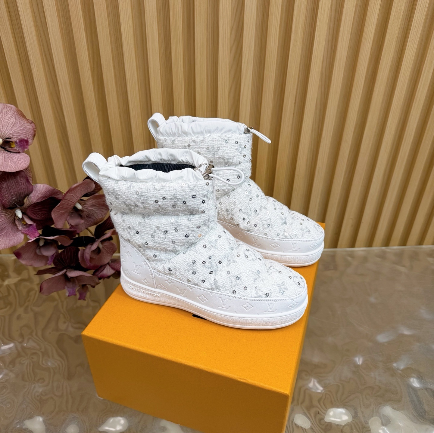 Louis Vuitton White Sequin Padded Snow Boots – Luxury Winter Wear