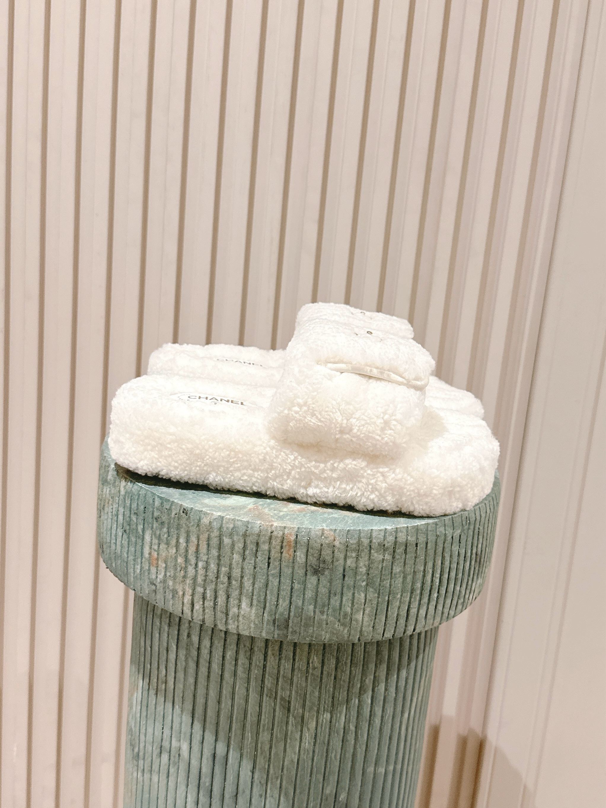 Luxury White Shearling Platform Slides with Gold Logo Detail