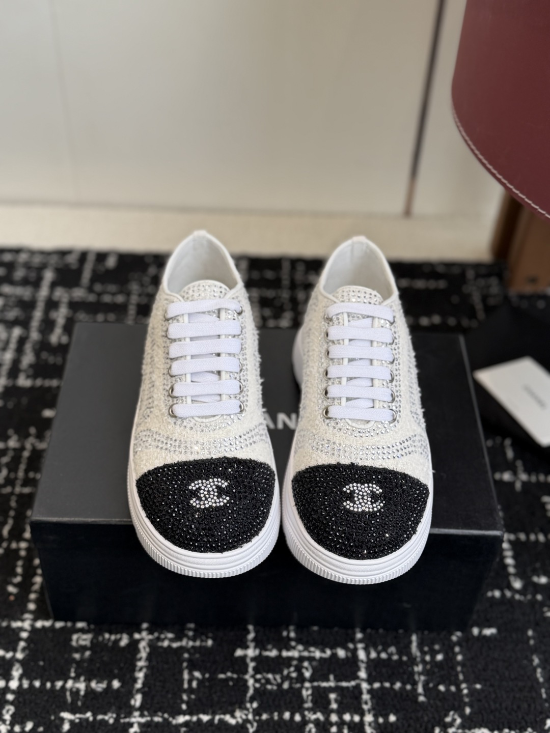 Luxury Rhinestone Tweed Sneakers – Elegant Black & White Design