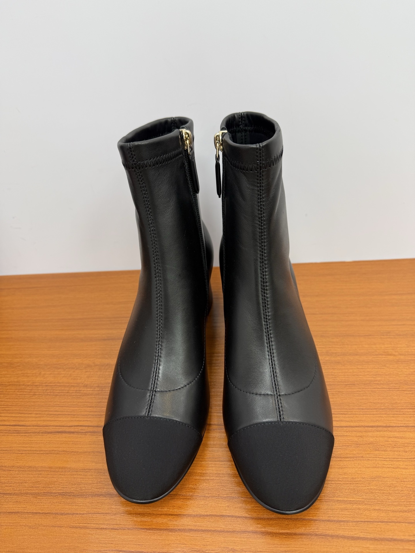 Elegant Black Leather Ankle Boots with Grosgrain Cap Toe