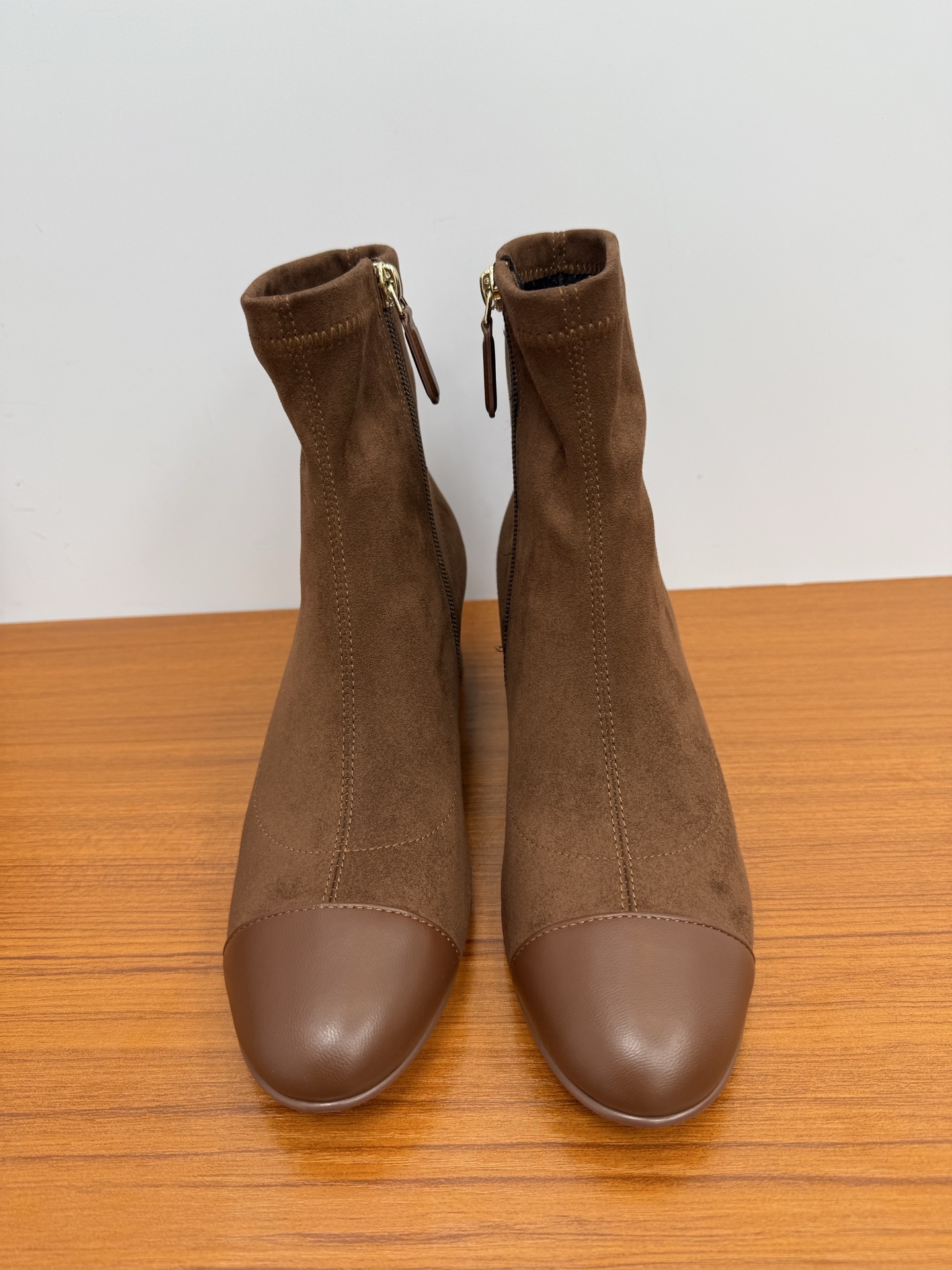 Elegant Brown Cap Toe Suede Ankle Boots – Stylish Block Heel