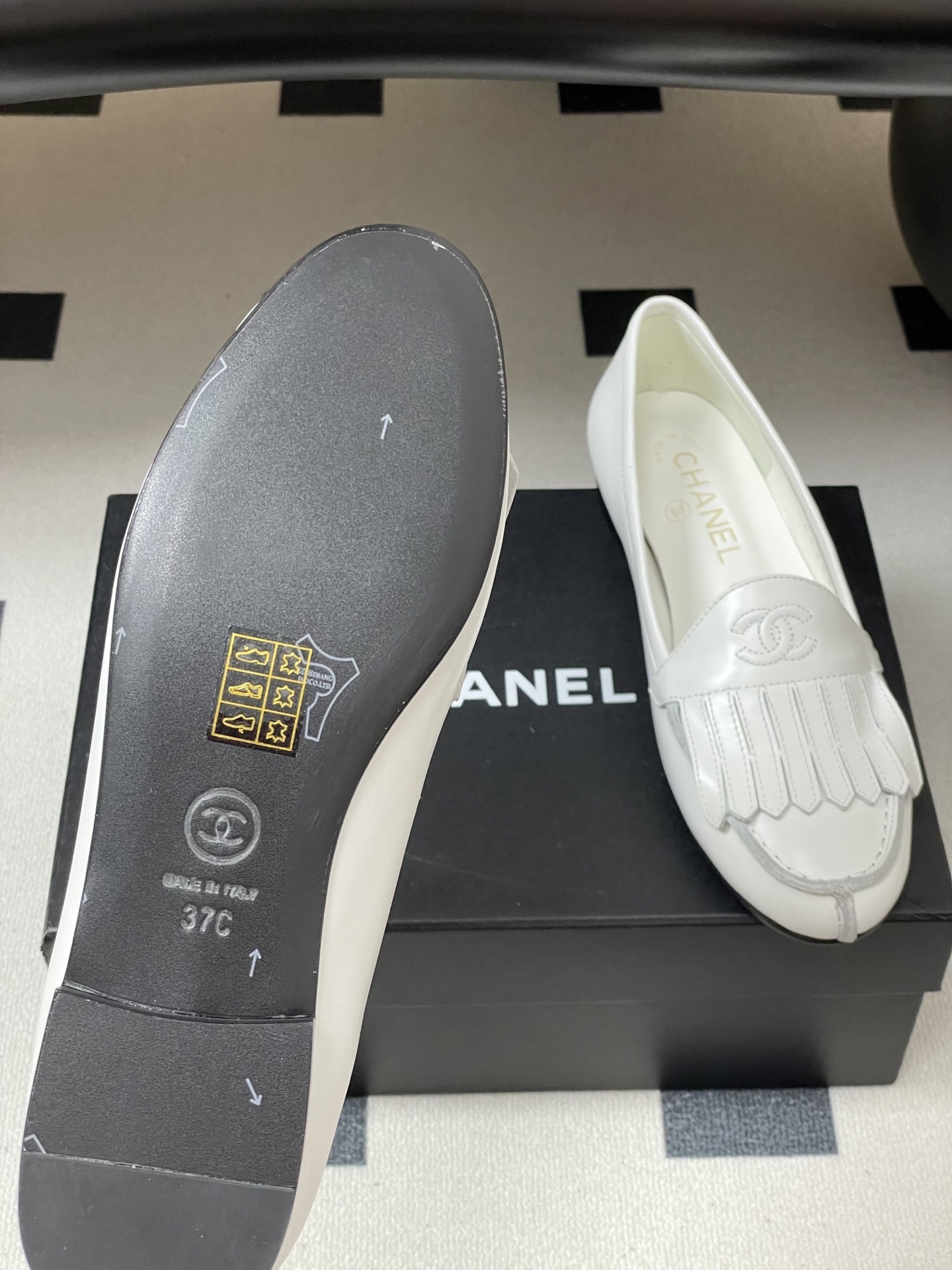Chanel CC Logo White Leather Fringe Loafers - Made in Italy