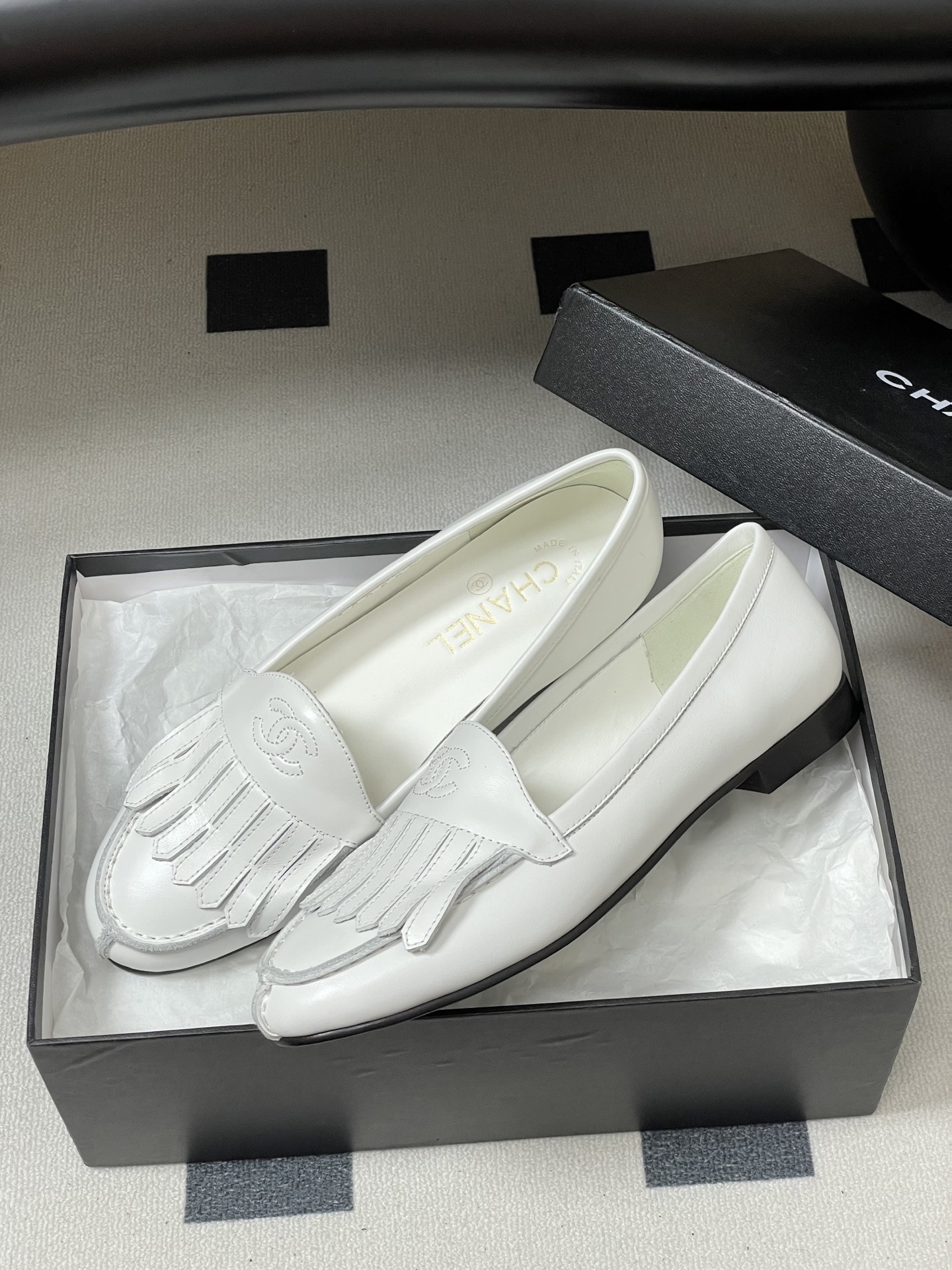 Chanel CC Logo White Leather Fringe Loafers - Made in Italy