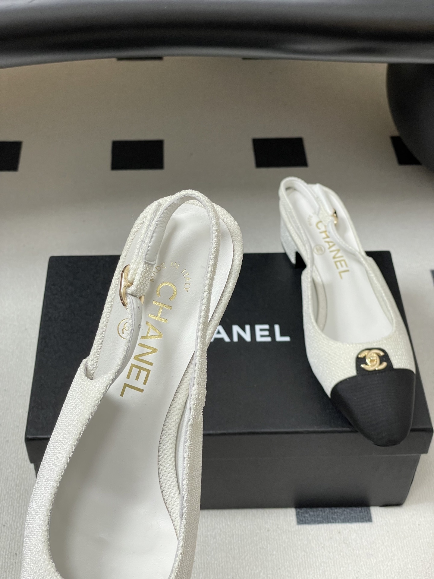 Chanel Two-Tone Grosgrain Slingback Pumps with Gold CC Logo