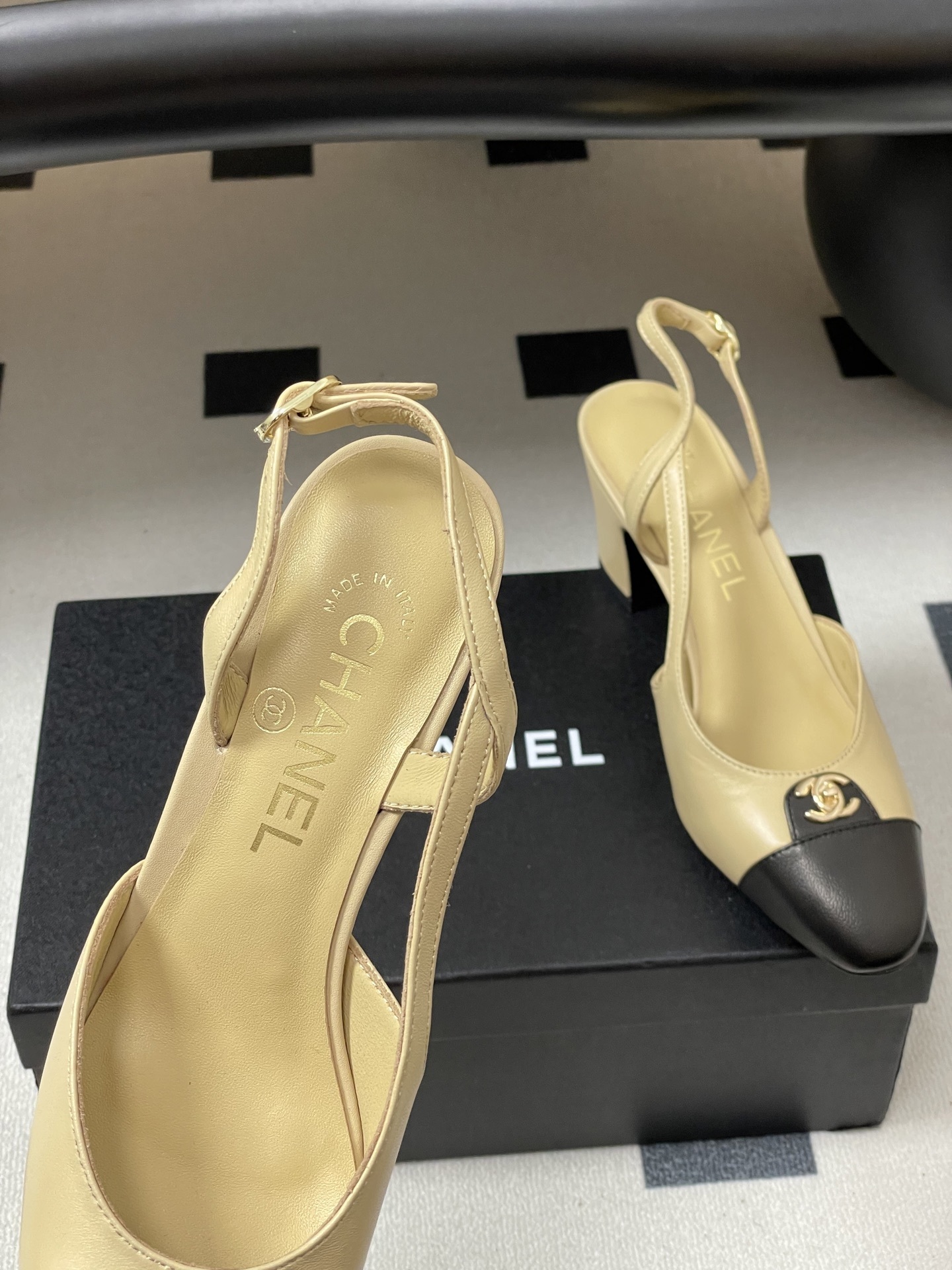 Chanel Two-Tone Beige and Black Leather Slingback Pumps