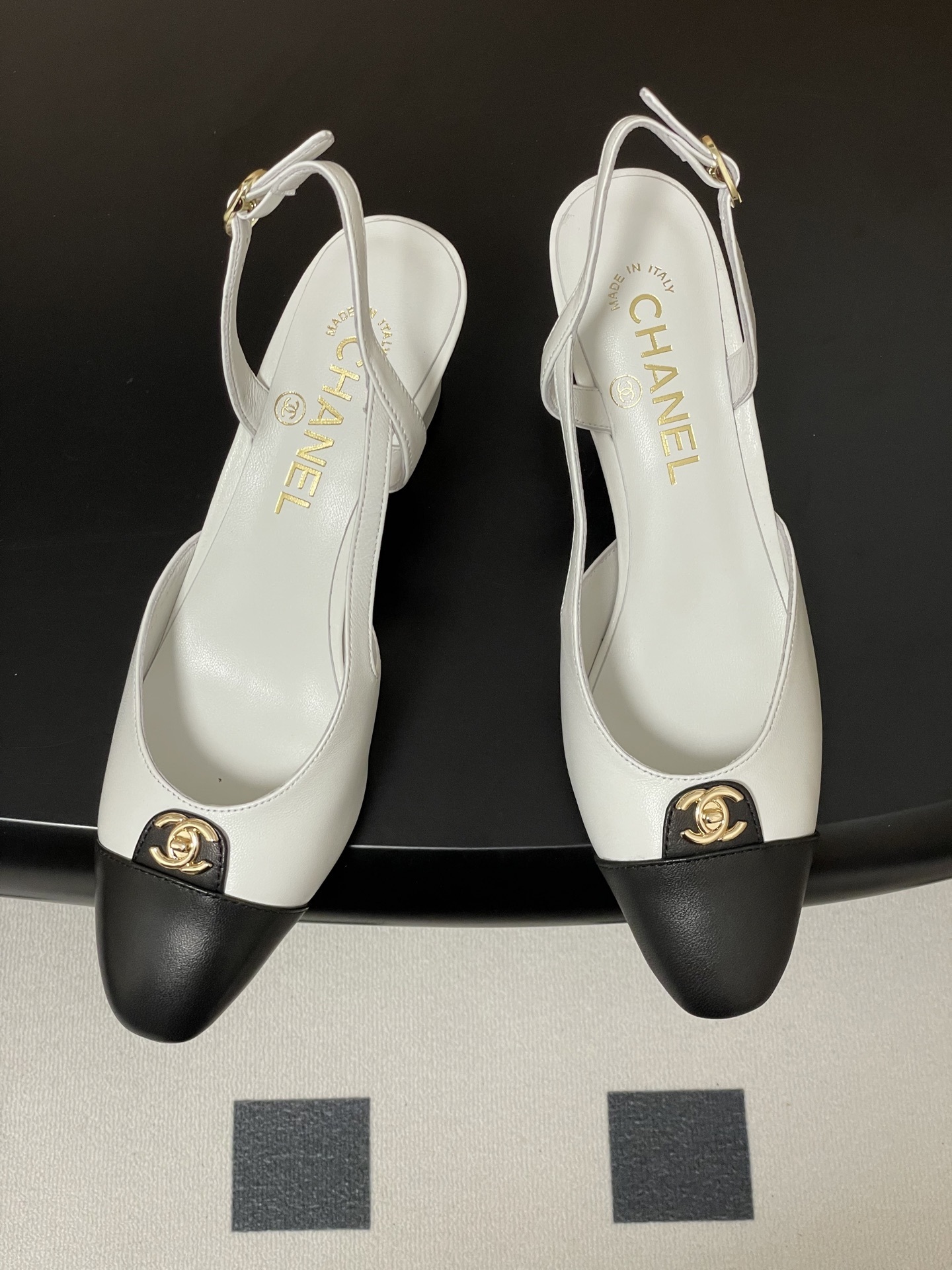Chanel Classic Two-Tone Leather Slingback Pumps - White & Black