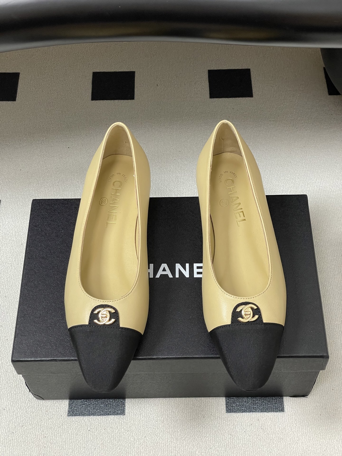 Chanel Two-Tone Beige and Black Leather Ballet Flats with CC Logo