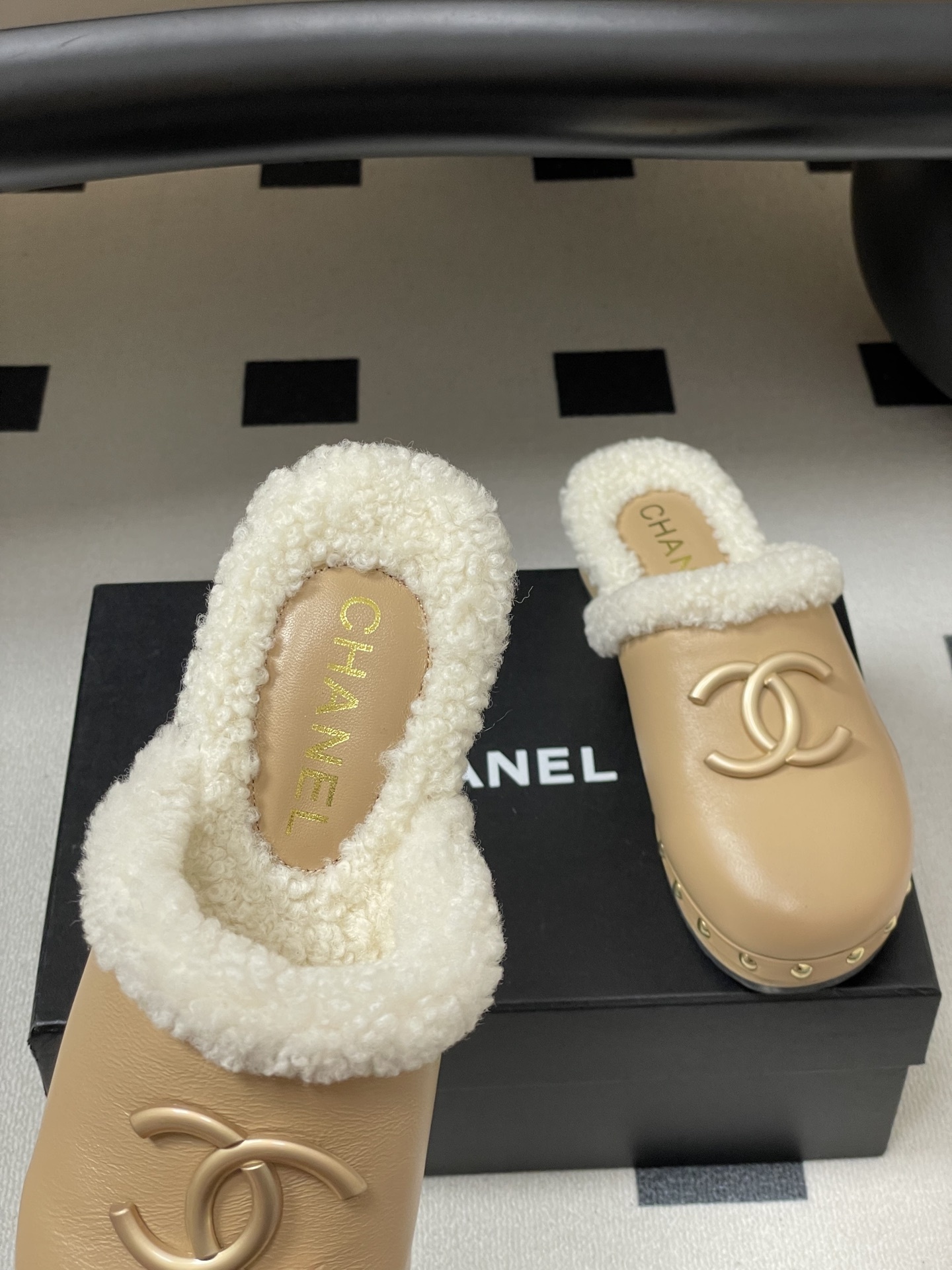 Chanel Beige Leather & Shearling Clogs with Gold CC Logo