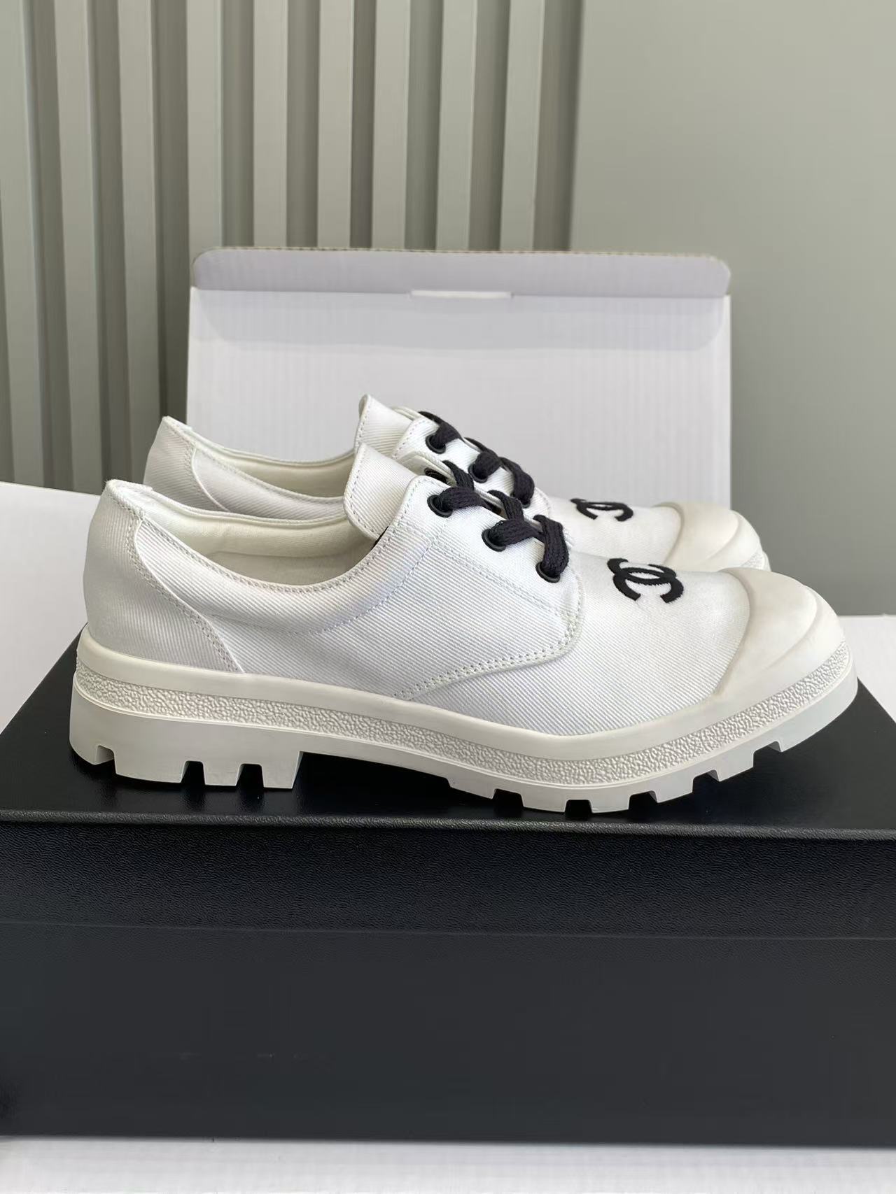 Chanel White Canvas CC Logo Sneakers with Chunky Lug Sole