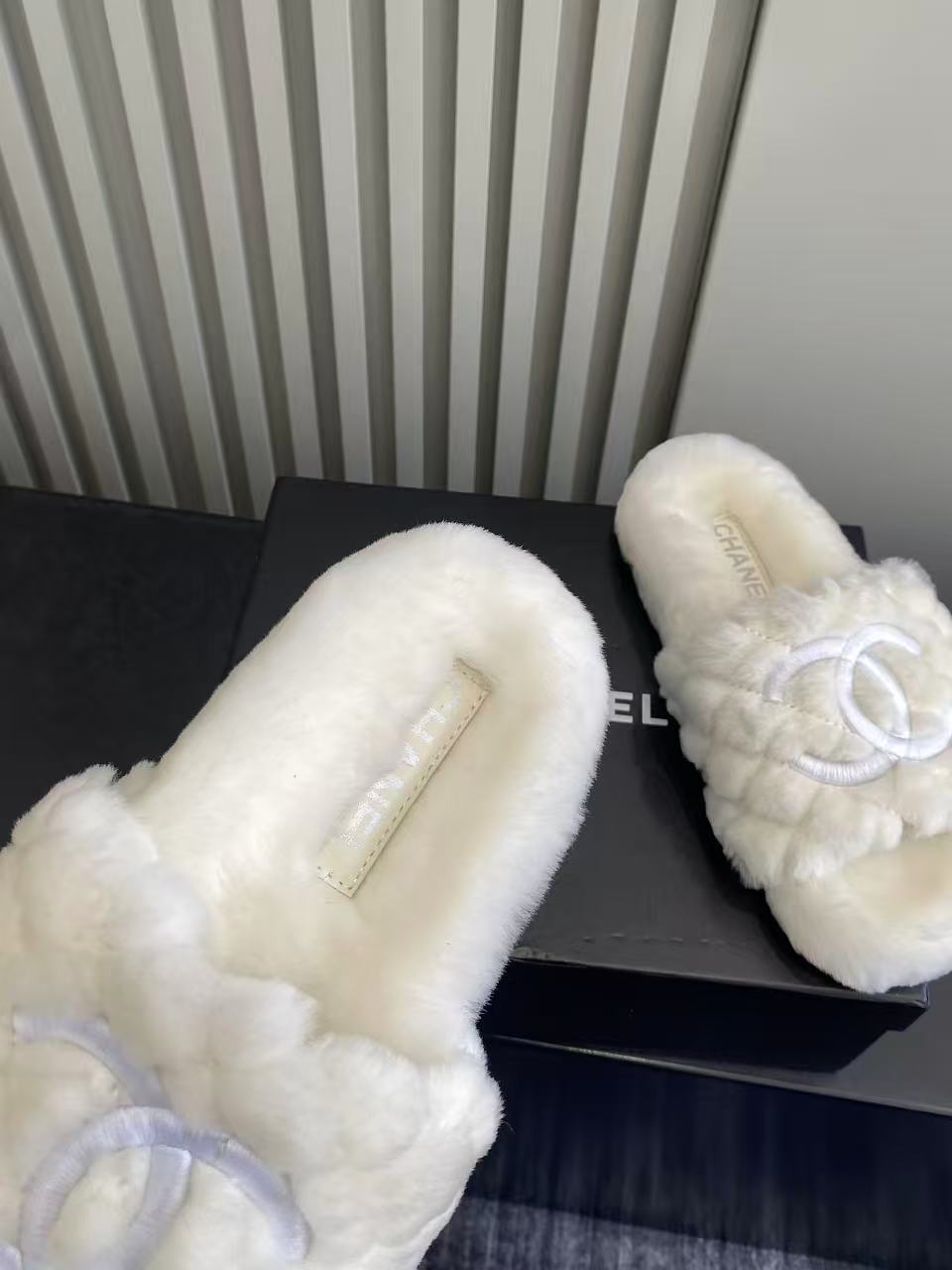 Luxury White Faux Fur Quilted Slides - Elegant Designer Slippers