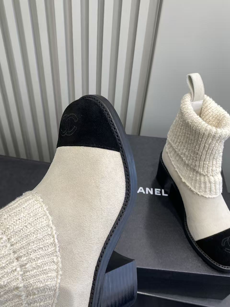 Luxury Two-Tone Suede & Ribbed Knit Ankle Boots - Elegant Cap Toe