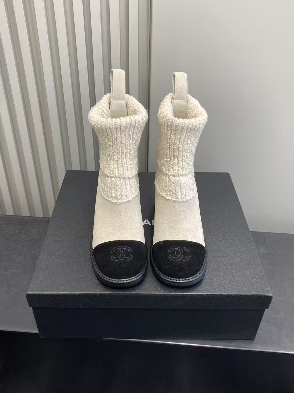 Luxury Two-Tone Suede & Ribbed Knit Ankle Boots - Elegant Cap Toe