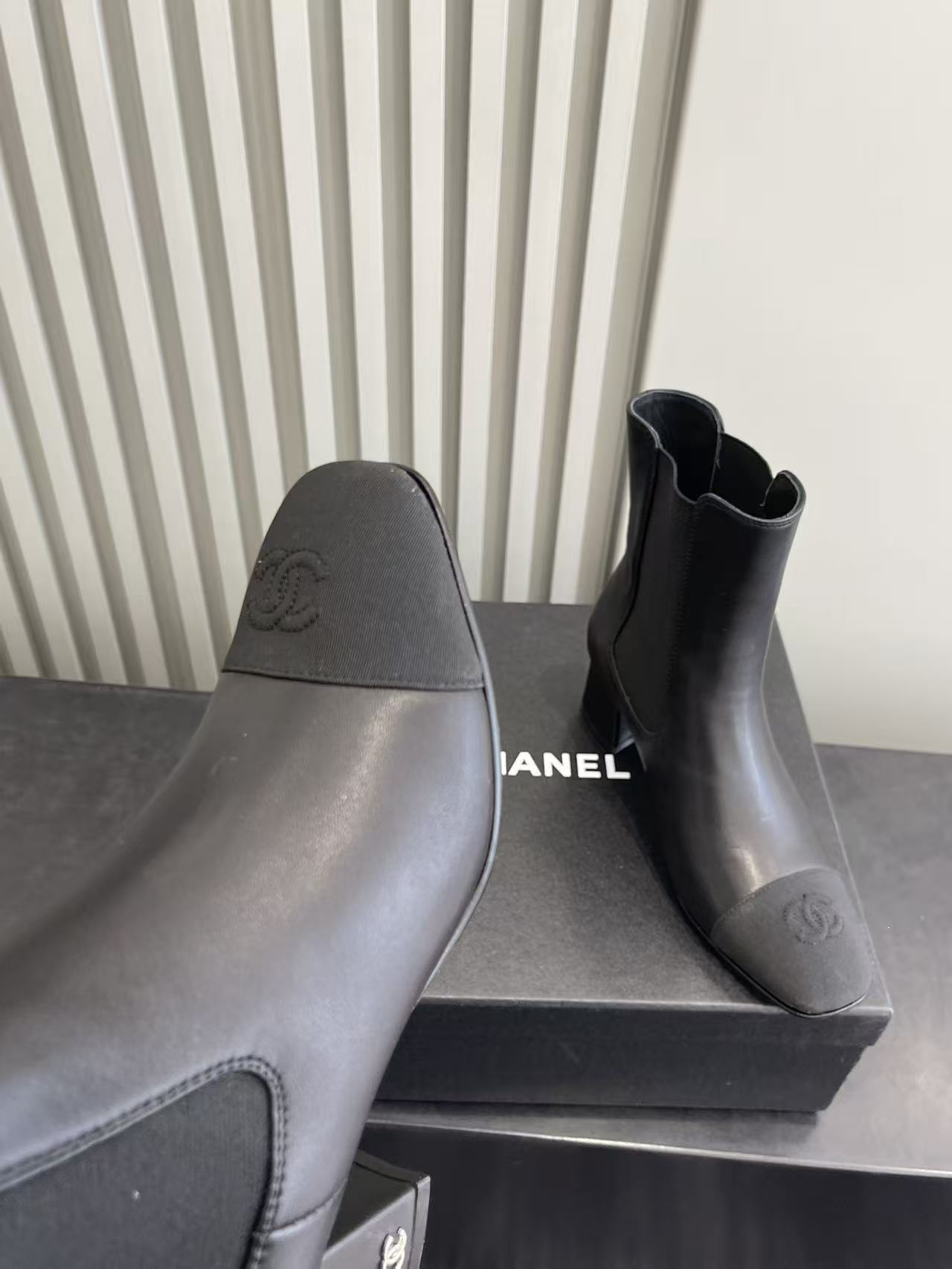 Chanel Black Leather Chelsea Boots with CC Logo Block Heel