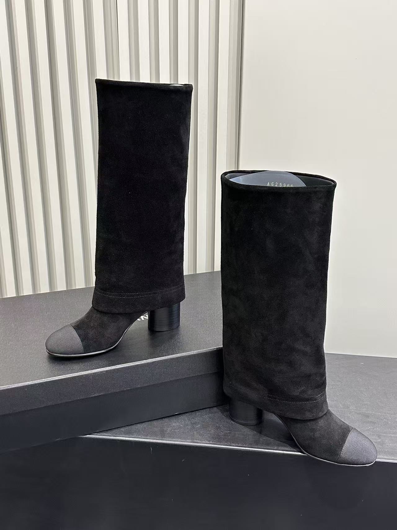 Elegant Black Suede Knee-High Boots with Pearl CC Logo Accent